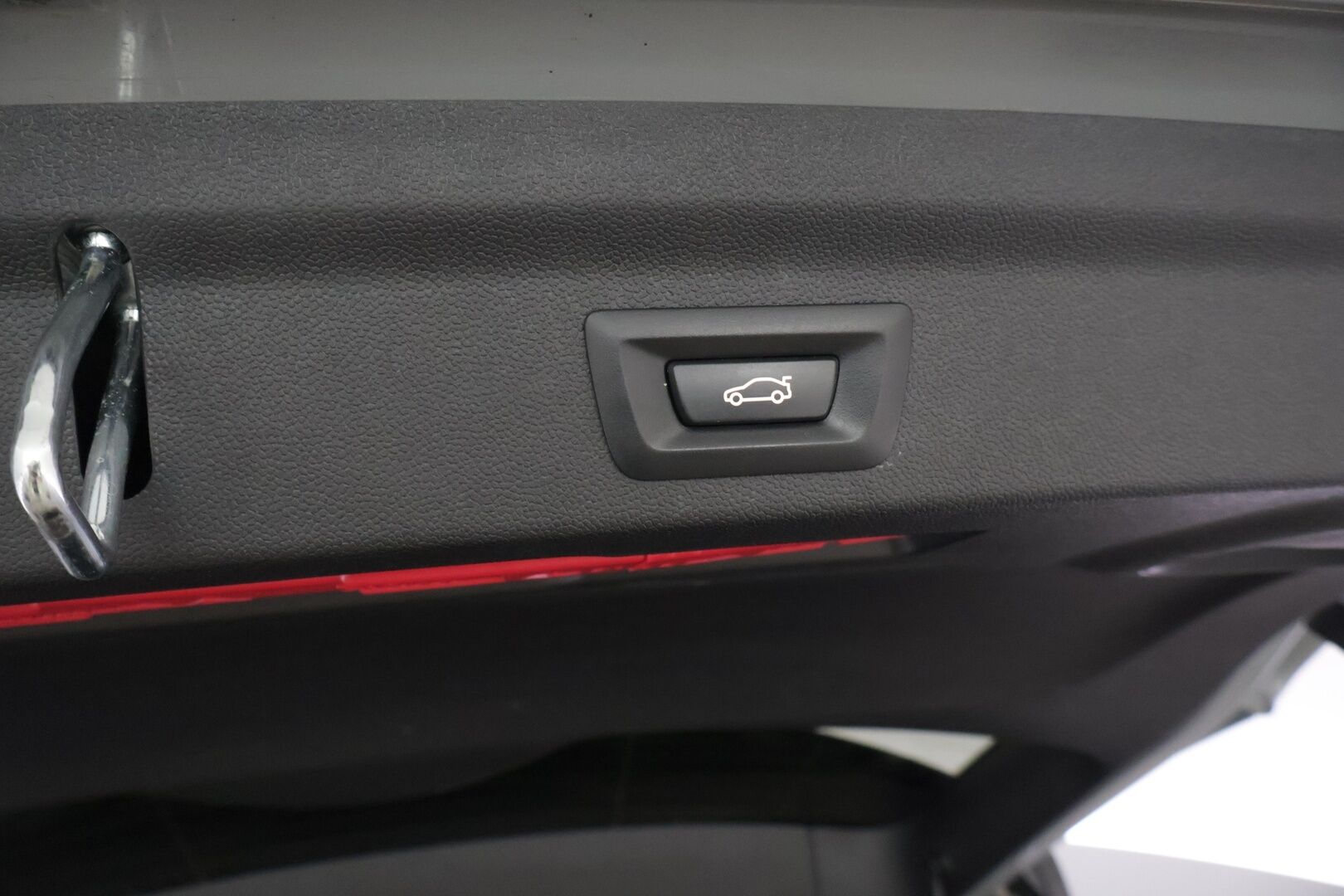 Mini Countryman 2018 Cooper SE ALL4 Essential - ACC | Lohkolämmitin | Sähk. takaluukku | Navi | 2x latauskaapelit | 2x renkaat & aluvanteet