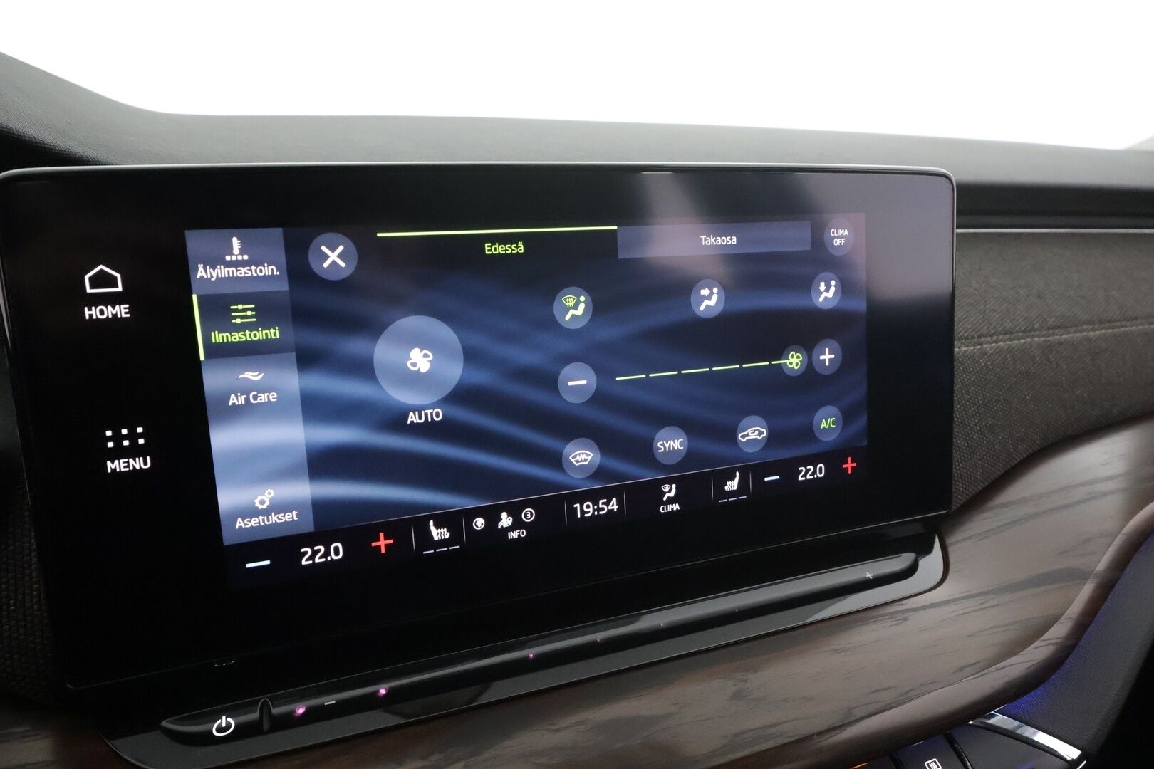 Skoda Octavia 2023 Combi 2.0 TDI 150 4x4 Scout DSG * Koukku / Webasto / ACC / Matrix LED / P.kamera / Apple&Android * - 1-om. Suomi-auto 
