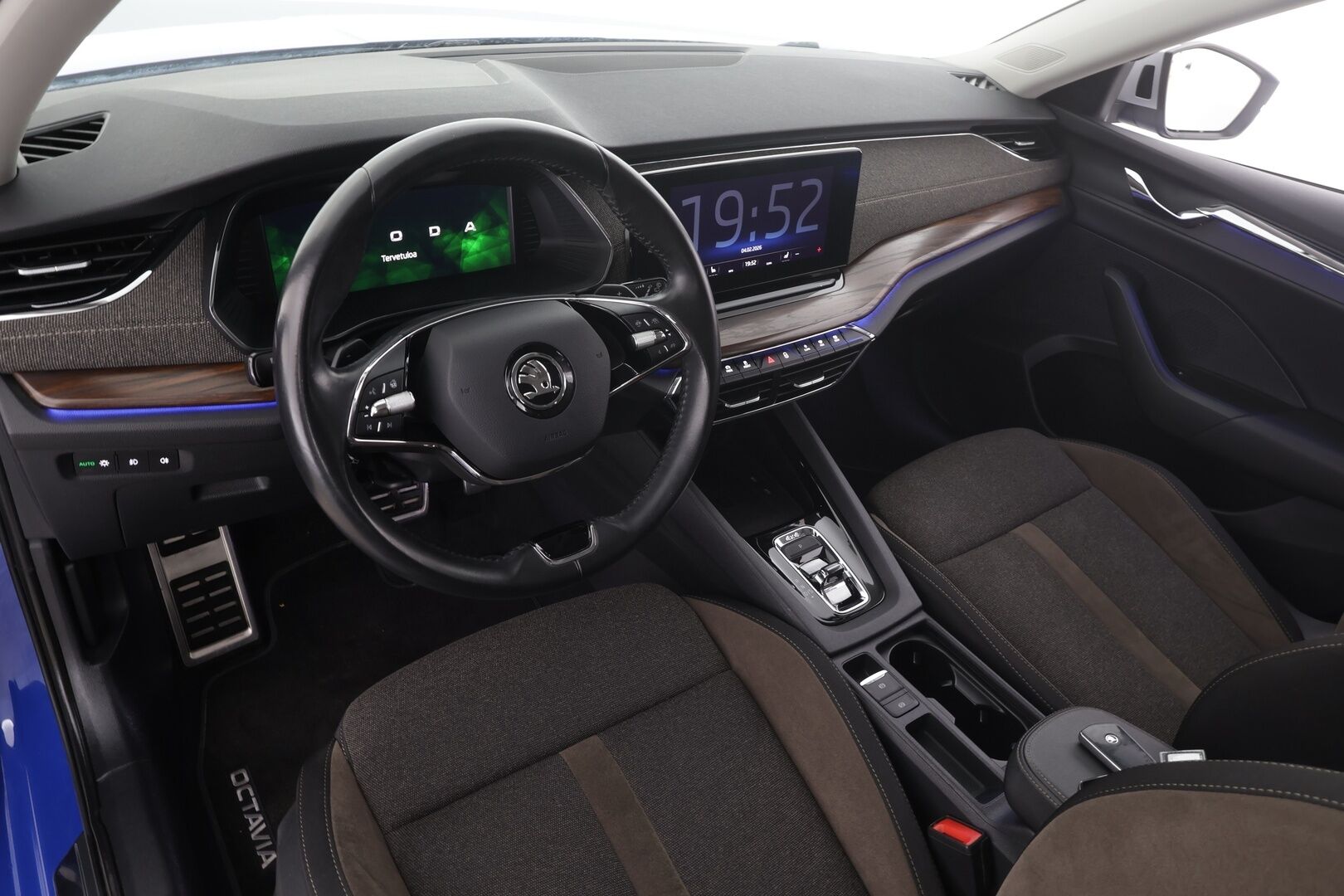 Skoda Octavia 2023 Combi 2.0 TDI 150 4x4 Scout DSG * Koukku / Webasto / ACC / Matrix LED / P.kamera / Apple&Android * - 1-om. Suomi-auto 