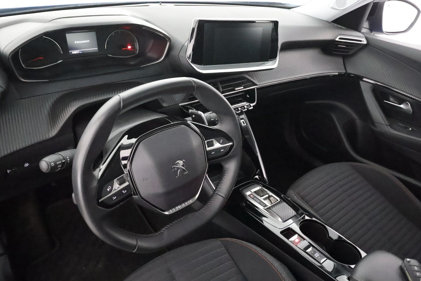 Peugeot 2008 2022 Active Pack PureTech 130 EAT8-automaatti * LED / P.tutka / Kaistavahti / Vakkari / Apple&Android * - Kahdet renkaat aluvanteilla / Suomi-auto 