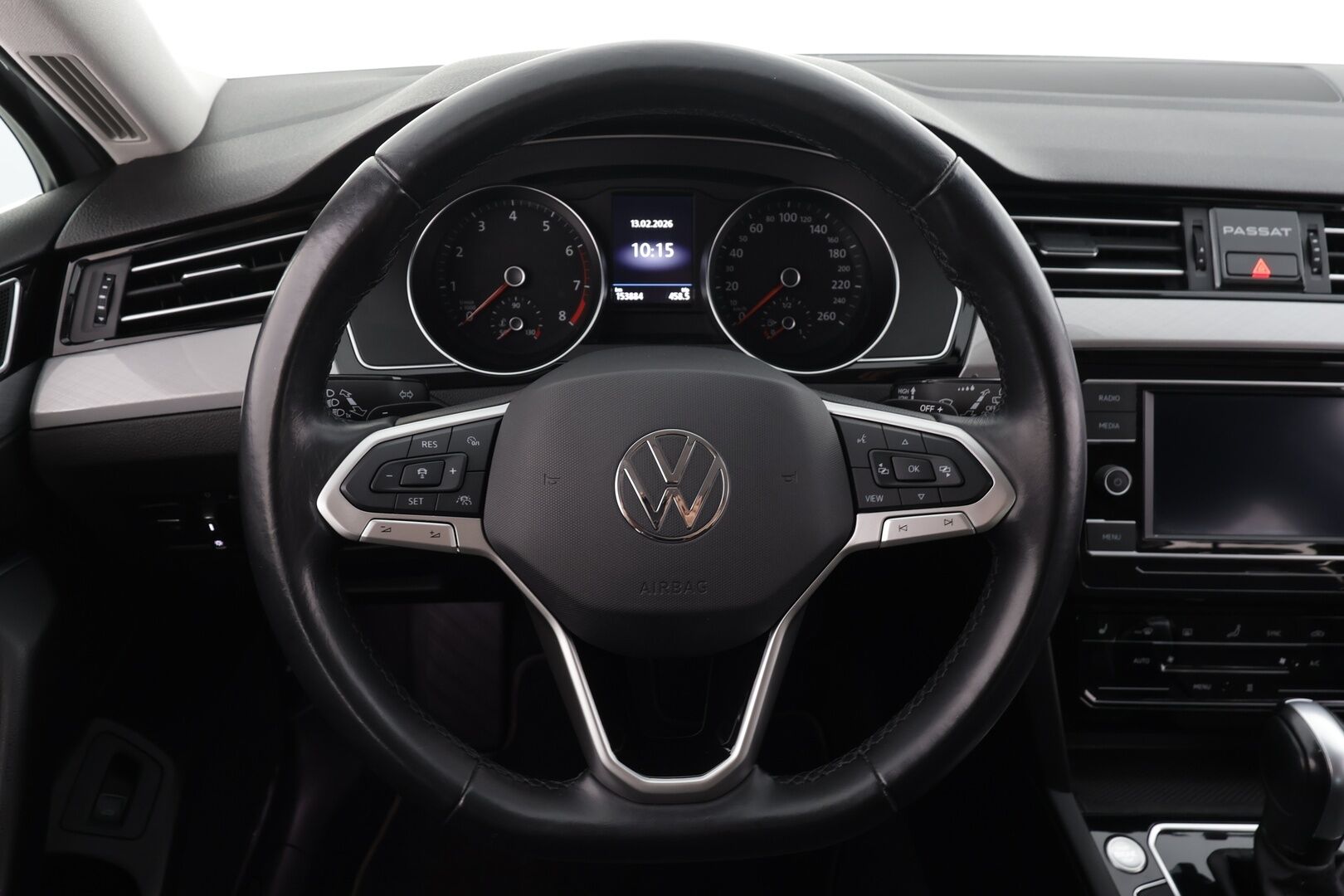 Volkswagen Passat 2023 Variant Comfort Business 1,5 TSI EVO 110 kW DSG * Webasto / ACC / LED / P.tutkat / Kaistavahti * - 1-om Suomi-auto / Kahdet renkaat aluvanteilla