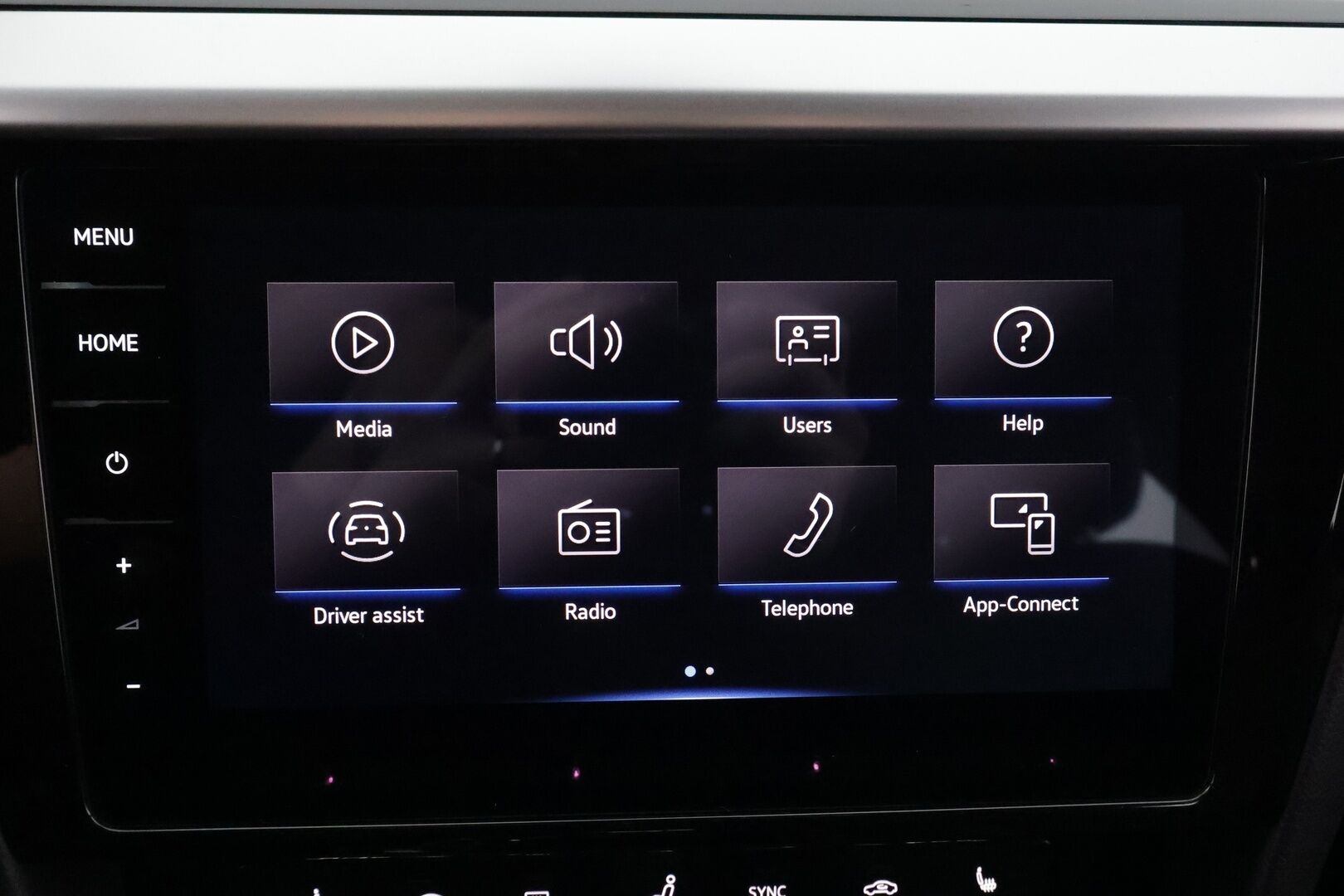 Volkswagen Arteon 2023 Shooting Brake R-Line Business eHybrid 160 kW DSG - KATSO MIHIN HINTAAN TARJOLLA! | ACC | HUD | 360° | Webasto | Koukku | Adapt.LED | Keyless | 1.Om Suomi-auto | Kahdet renkaat aluvanteilla | Merkkihuollettu