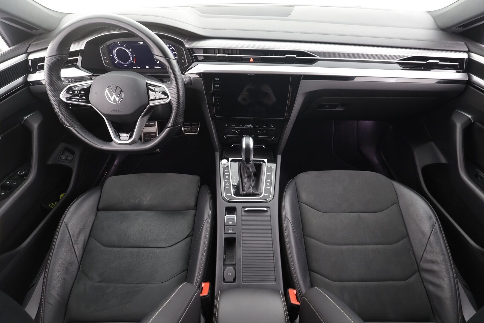 Volkswagen Arteon 2023 Shooting Brake R-Line Business eHybrid 160 kW DSG * ACC / HUD / 360° / Webasto / Koukku / Adapt.LED / Keyless * - 1.Om Suomi-auto / Kahdet renkaat aluvanteilla / Merkkihuollettu - HULLUT AVAJAISHULINAT KORKOTARJOUS 3,29 %