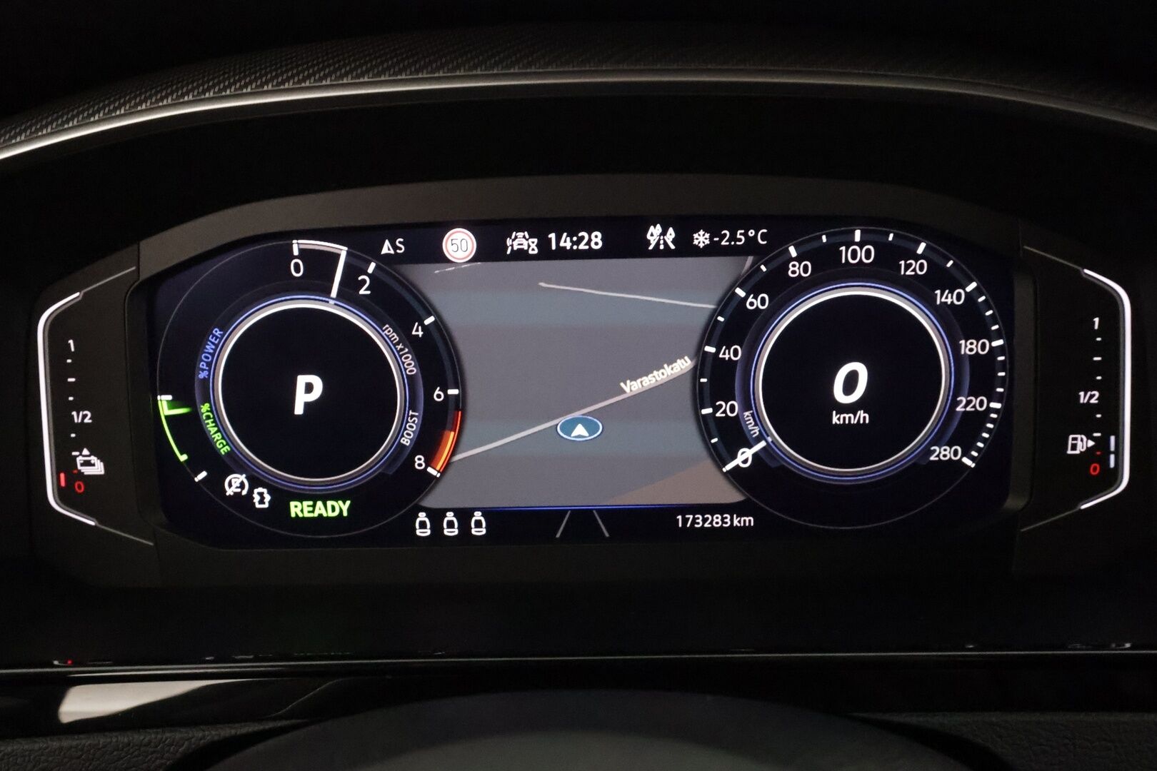 Volkswagen Arteon 2023 Shooting Brake R-Line Business eHybrid 160 kW DSG * ACC / HUD / 360° / Webasto / Koukku / Adapt.LED / Keyless * - 1.Om Suomi-auto / Kahdet renkaat aluvanteilla / Merkkihuollettu