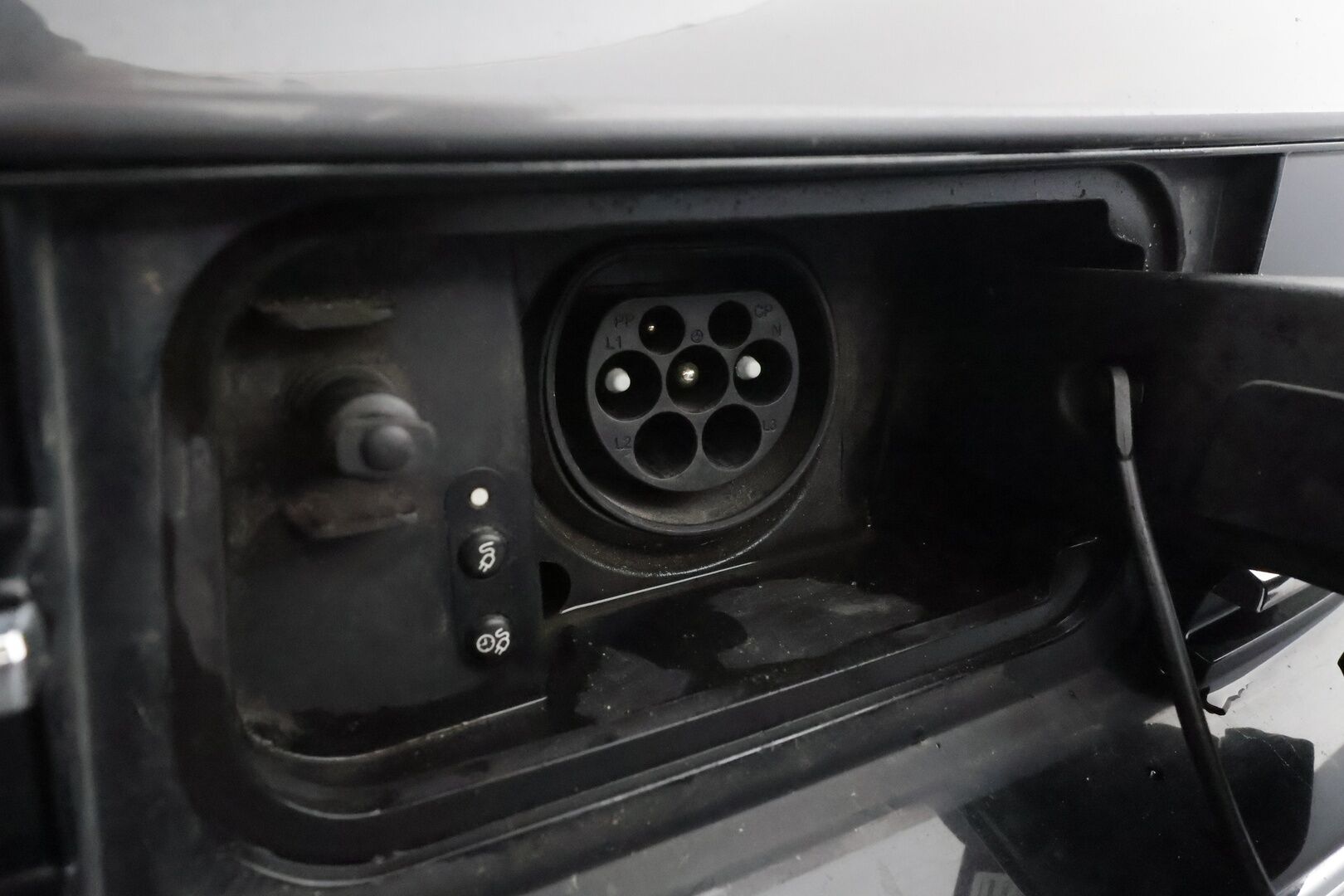 Volkswagen Arteon 2023 Shooting Brake R-Line Business eHybrid 160 kW DSG * ACC / HUD / 360° / Webasto / Koukku / Adapt.LED / Keyless * - 1.Om Suomi-auto / Kahdet renkaat aluvanteilla / Merkkihuollettu - HULLUT AVAJAISHULINAT KORKOTARJOUS 3,29 %