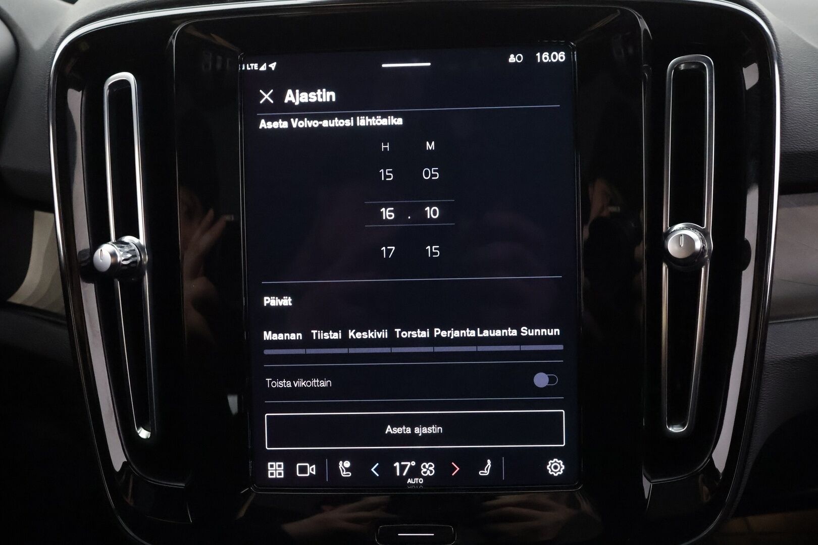 Volvo C40 2023 Recharge Twin Plus aut * Pilot assist / ILP / Koukku / Lasikatto / Muistipenkki / P.kamera / High performance audio * - 1.Om Suomi-auto / Akku kuntotarkastettu SoH 92% / Kahdet Renkaat 