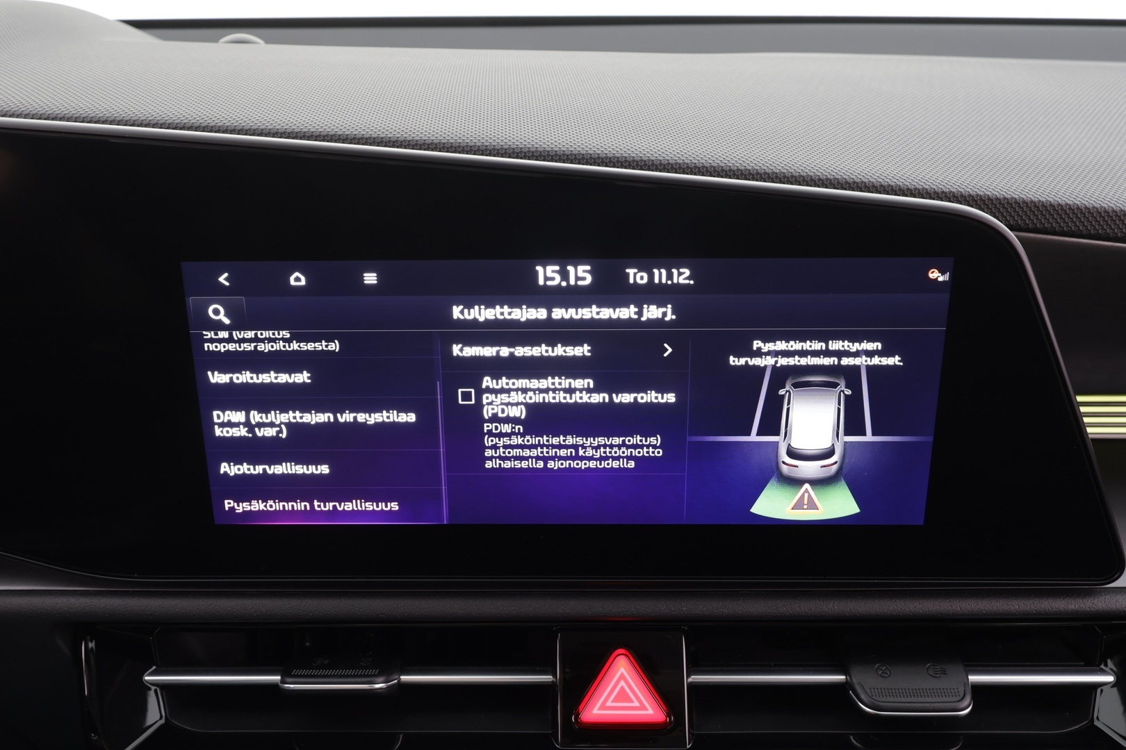 Kia Niro 2023 NIRO EX 64kWh 150 kW * Suomi-auto / ACC / P.kamera / ILP / LED / Navi / KeylessGo / Puolinahat * - Kahdet renkaat aluvanteilla / Merkkihuollettu - HULLUT BLACKWEEK JATKOT - KORKOTARJOUS 2,49%