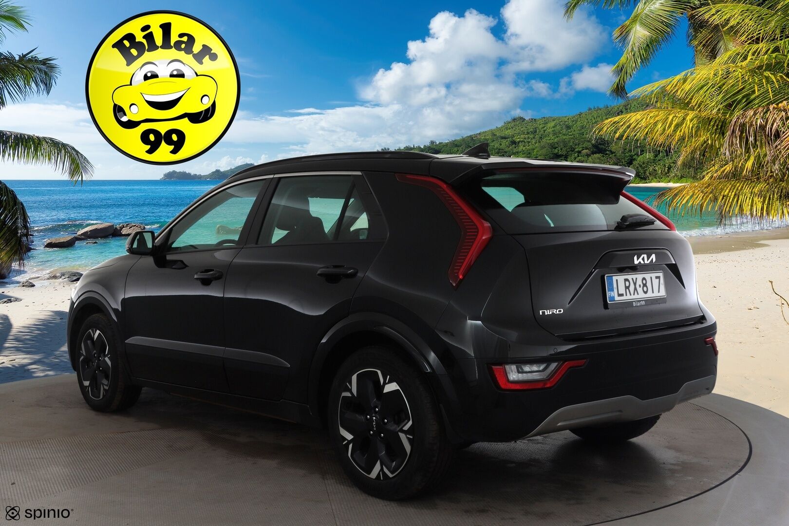 Kia Niro 2023 NIRO EX 64kWh 150 kW * Suomi-auto / ACC / P.kamera / ILP / LED / Navi / KeylessGo / Puolinahat * - Kahdet renkaat aluvanteilla / Merkkihuollettu - HULLUT BLACKWEEK JATKOT - KORKOTARJOUS 2,49%