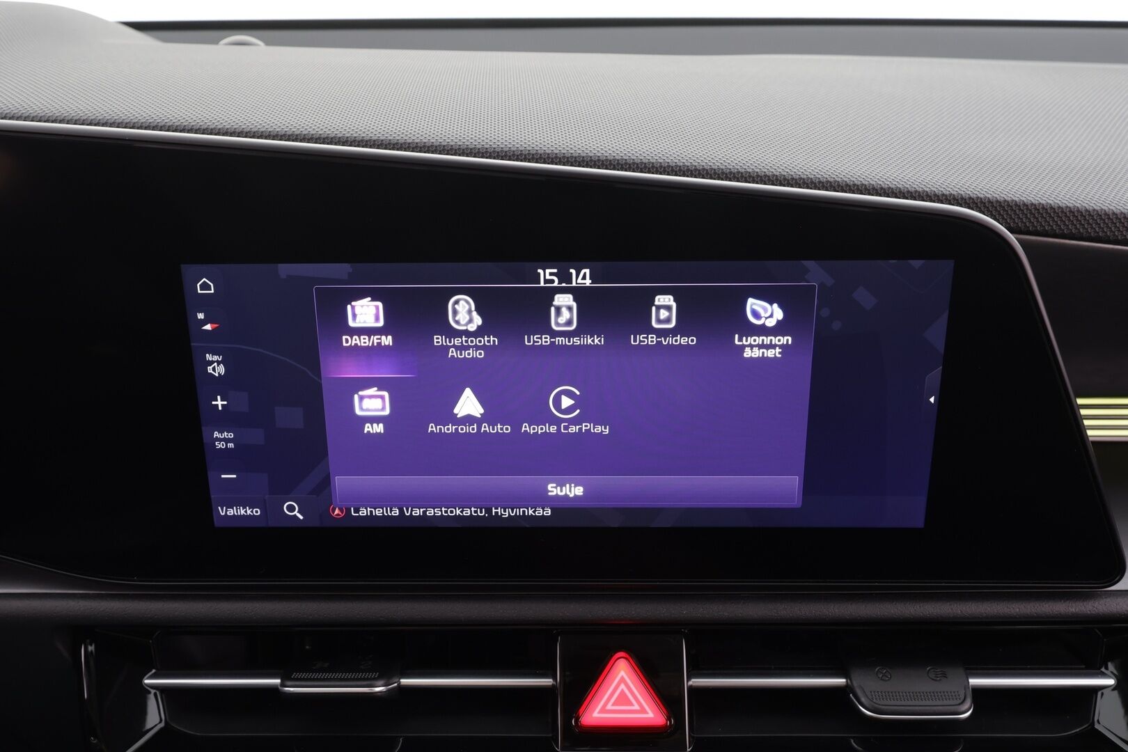 Kia Niro 2023 NIRO EX 64kWh 150 kW * Suomi-auto / ACC / P.kamera / ILP / LED / Navi / KeylessGo / Puolinahat * - Kahdet renkaat aluvanteilla / Merkkihuollettu - HULLUT BLACKWEEK JATKOT - KORKOTARJOUS 2,49%