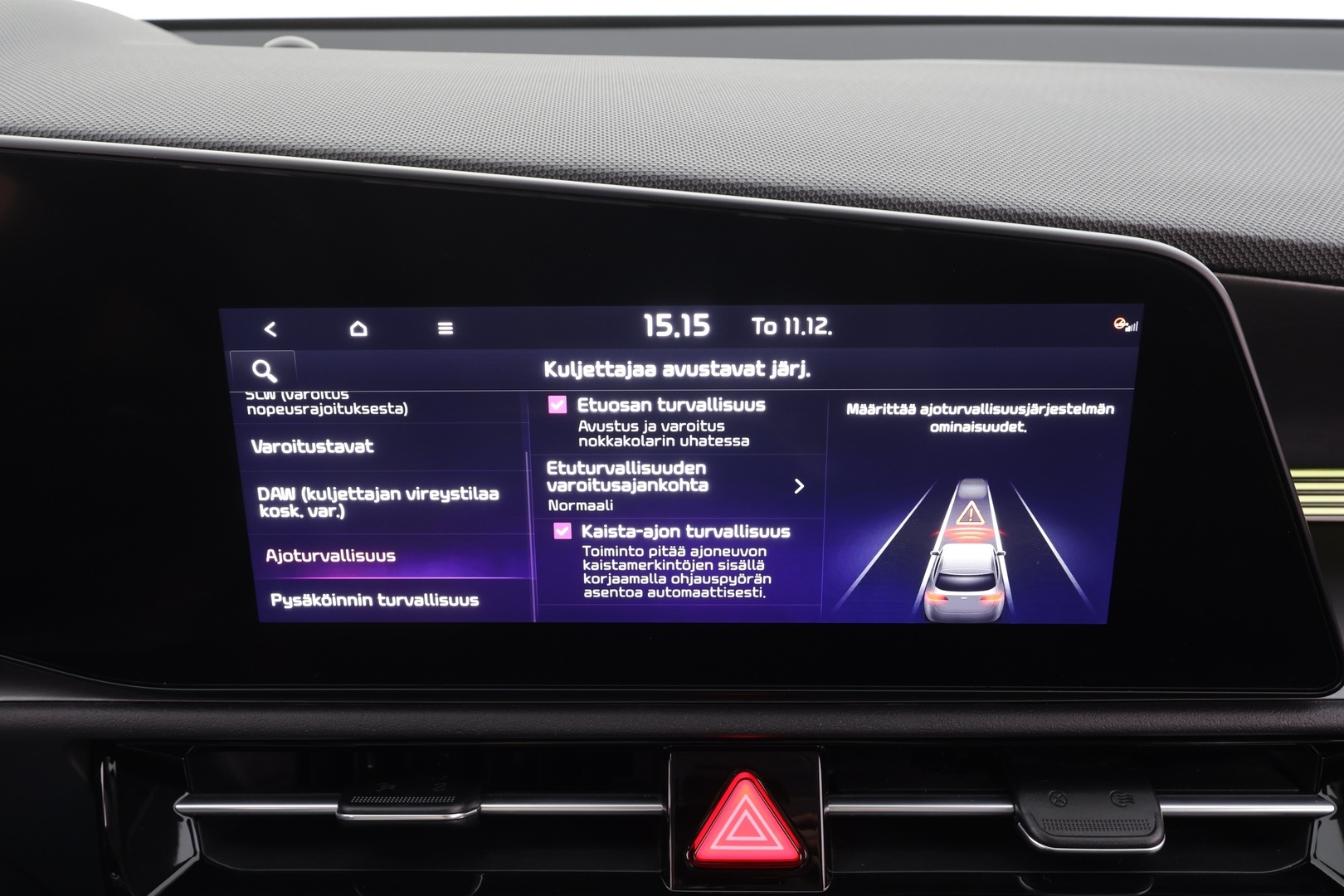 Kia Niro 2023 NIRO EX 64kWh 150 kW * Suomi-auto / ACC / P.kamera / ILP / LED / Navi / KeylessGo / Puolinahat * - Kahdet renkaat aluvanteilla / Merkkihuollettu - HULLUT BLACKWEEK JATKOT - KORKOTARJOUS 2,49%