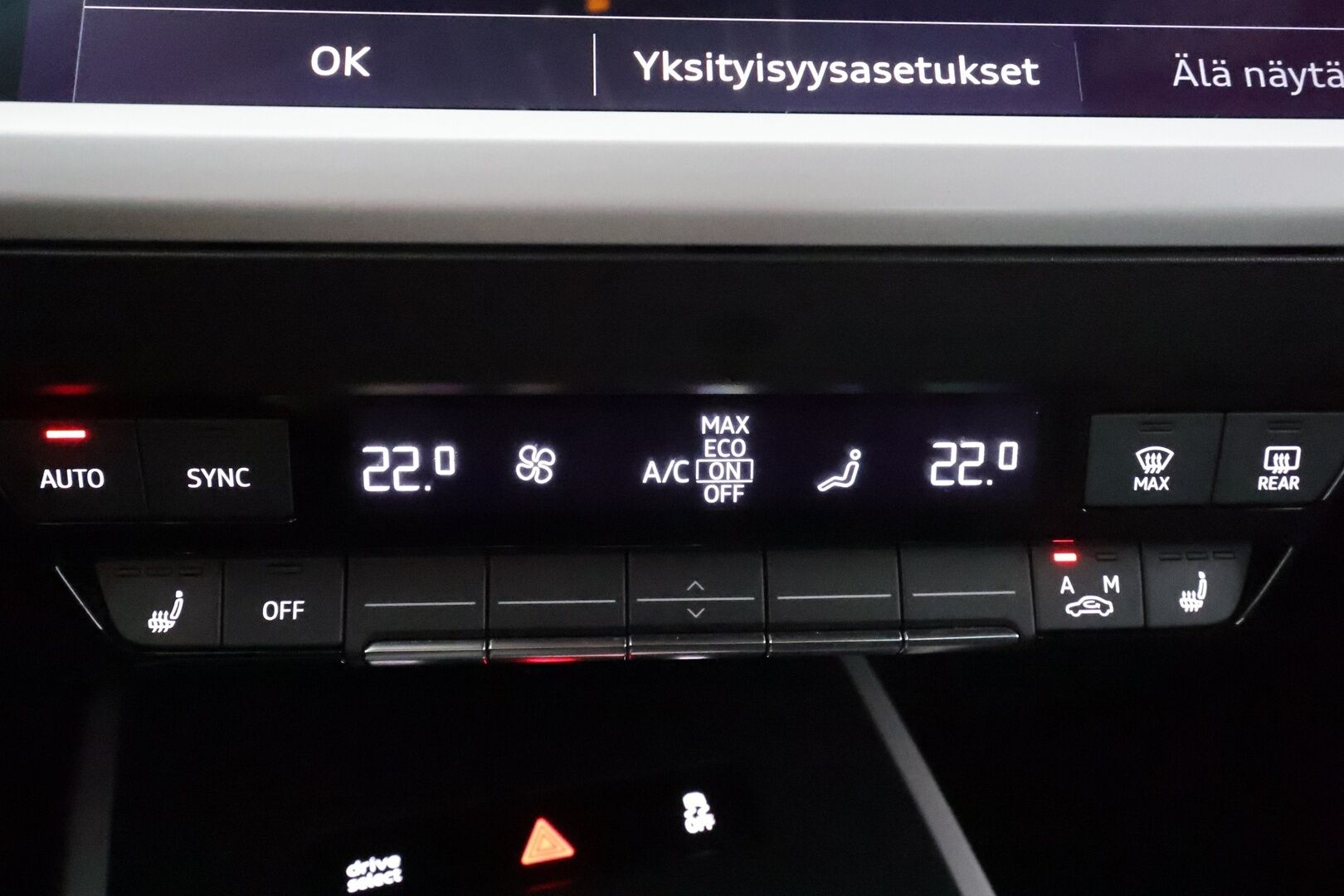 Audi Q4 e-tron 2023 40 e-tron Sportback * Sonos / ILP / ACC / LED / P.Kamera / Navi / Kaistavahti * - 1-om Suomi-auto / 2x Latauskaapelit / Kahdet renkaat - HULLUT JOULUT KORKOTARJOUS 2,49% 