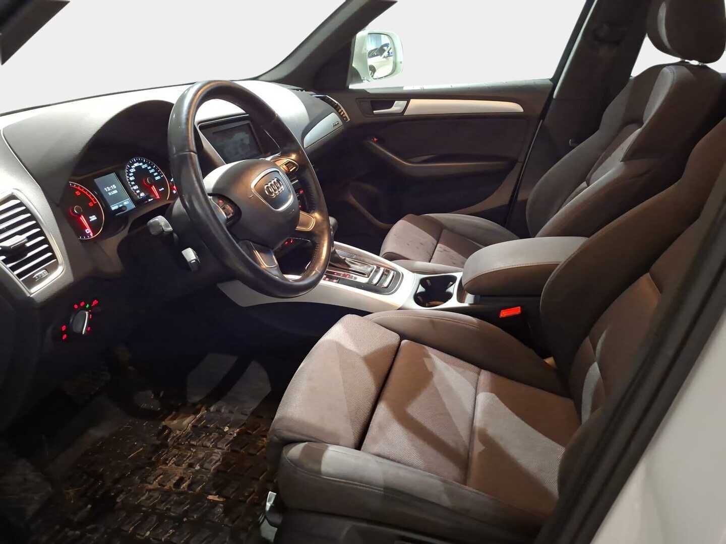 Audi Q5 2014 Offroad 2,0 TDI quattro S tronic *NELIVETO / WEBASTO / KOUKKU / 2x RENKAAT* - Näyttävä Suomi-Audi hyvillä varusteilla ja Lazerin lisäpitkällä! - HULLUT AVAJAISHULINAT KORKOTARJOUS 3,29 %