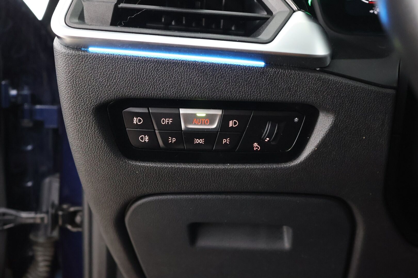 BMW 330e 2021 G21 Touring 330e xDrive M Sport - ACC | Laser | HUD | H/K | Panorama | Koukku | Comfort Access