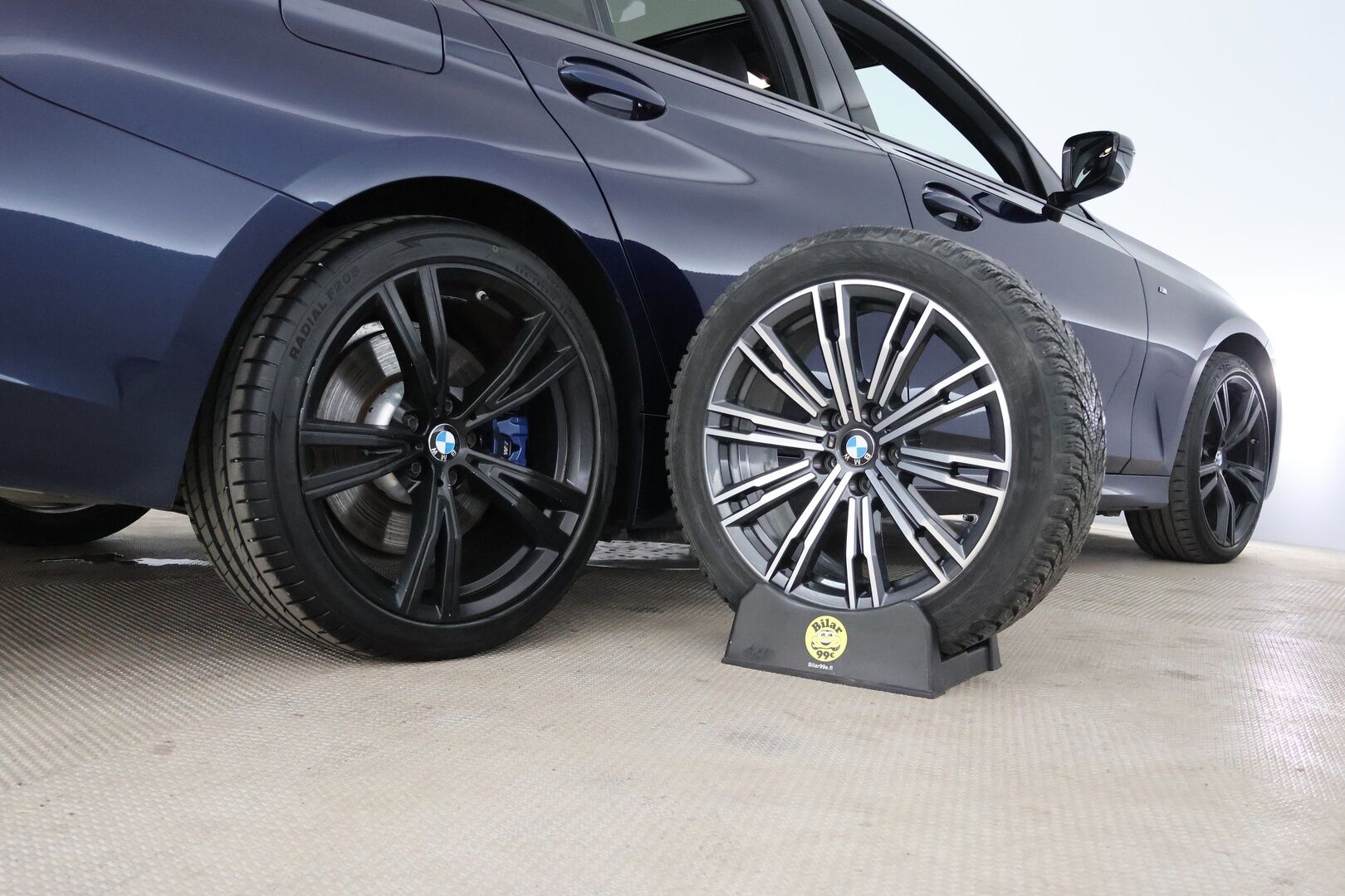 BMW 330e 2021 G21 Touring 330e xDrive M Sport - ACC | Laser | HUD | H/K | Panorama | Koukku | Comfort Access