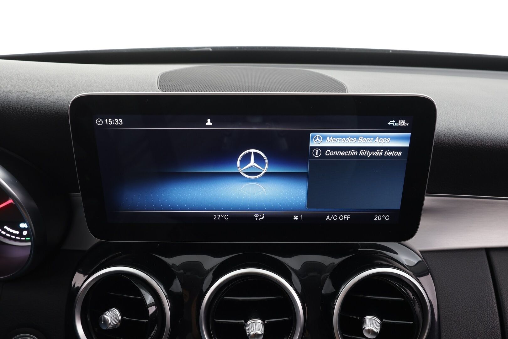 MERCEDES-BENZ C 2020 300 e T A Business Avantgarde Edition EQ Power * Vakkari / P.kamera / LED / Navi / Koukku / Sähköluukku * - Kahdet renkaat aluvanteilla / Merkkihuollettu