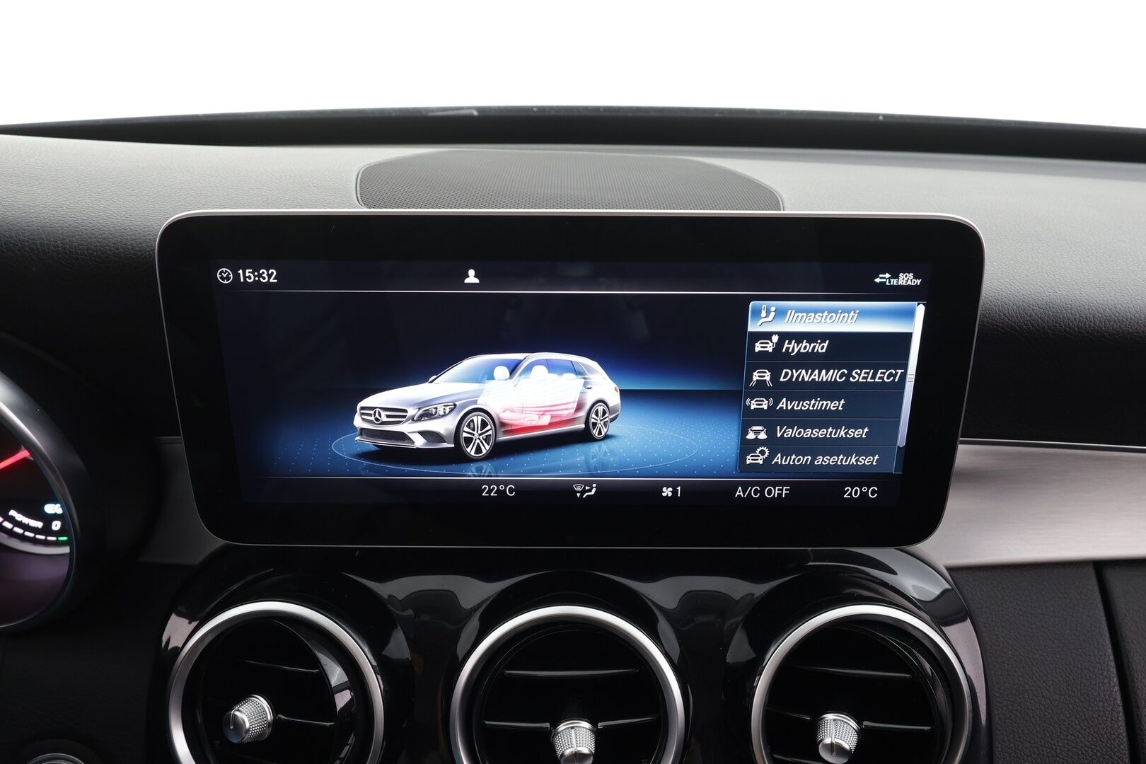 MERCEDES-BENZ C 2020 300 e T A Business Avantgarde Edition EQ Power * Vakkari / P.kamera / LED / Navi / Koukku / Sähköluukku * - Kahdet renkaat aluvanteilla / Merkkihuollettu