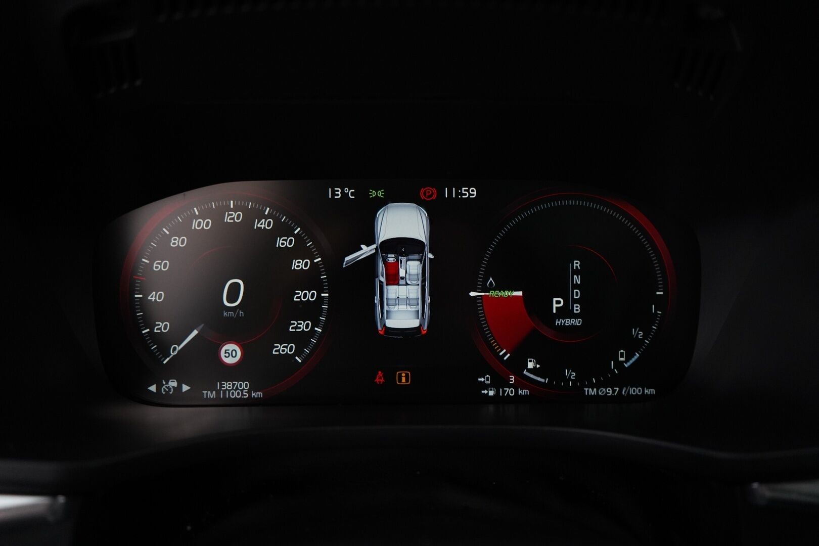 Volvo XC60 2019 T8 Twin-Engine Momentum Advanced ** Adapt. Vak. / Panorama / Puolinahat / Vetokoukku / Pilot assist **