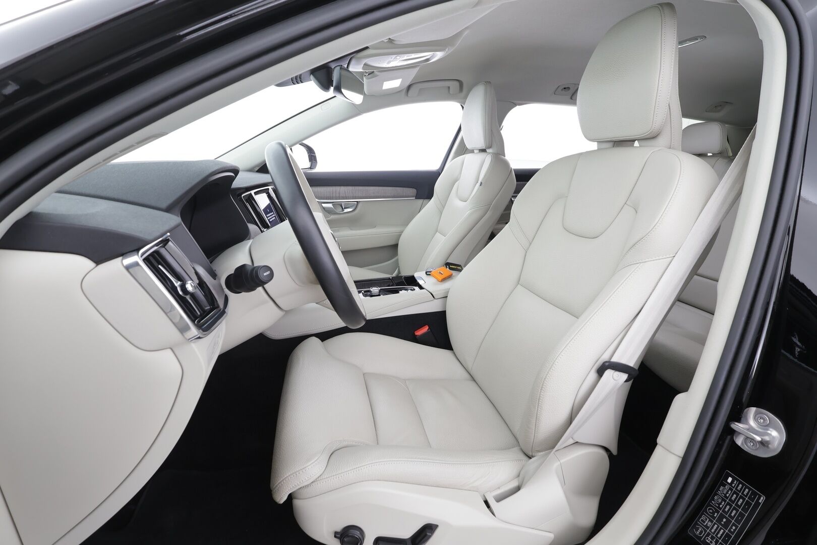 Volvo V90 2023 T6 AWD Long Range Core aut - ACC | Sporttinahat muistilla | BLIS | Pilot assist | P.kamera | Keyless | Hands free takaluukku | 1-om suomiauto | ALV