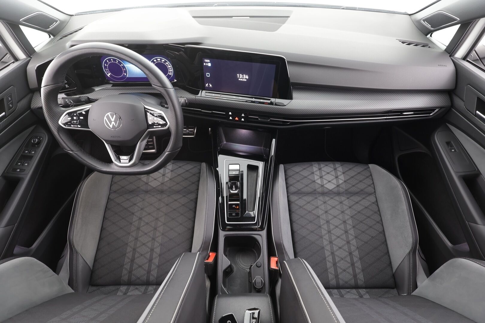 Volkswagen Golf 2023 Variant R-Line 1,5 eTSI 110 kW (MHEV) DSG-automaatti - | ACC | Pa-Lisälämmitin | IQ Light Matrix-LED | H/K | P.Kamera | Digimittaristo | Keyless | Apple&Android | 1.Om Suomi-auto | Kahdet Renkaat |