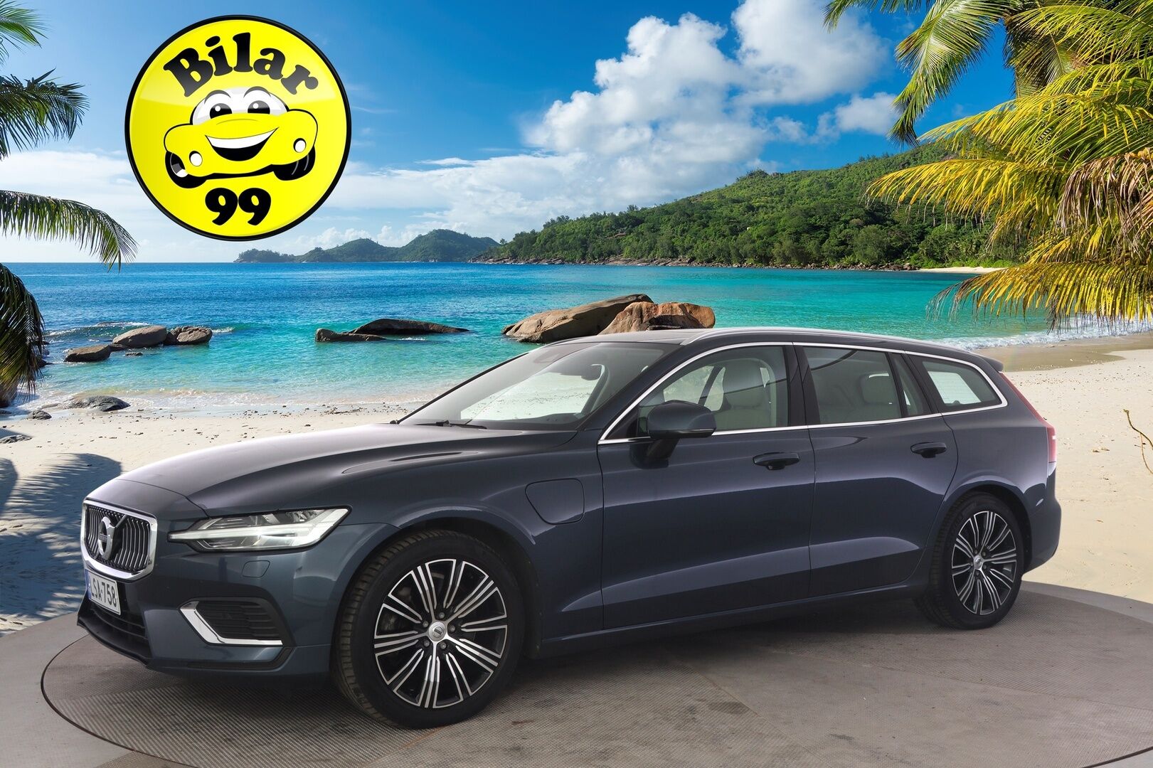Volvo V60 2019 T8 AWD aut Inscription ** Panorama / Webasto / Adapt.vak / Nahat / VOC / BLIS / P-kamera / Navi / Full-LED / Koukku ** - Merkkihuollettu! / Jakohihna vaihdettu 05/2025! - HULLUT VÄLIPÄIVÄT KORKOTARJOUS 2,49%