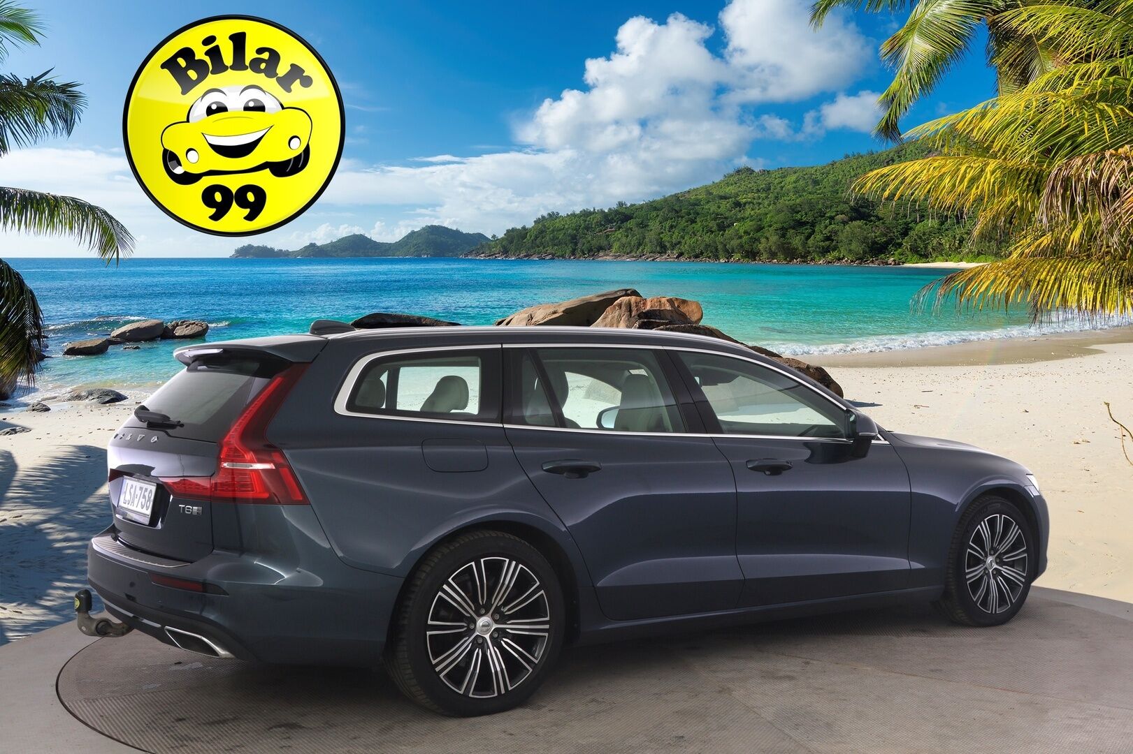 Volvo V60 2019 T8 AWD aut Inscription ** Panorama / Webasto / Adapt.vak / Nahat / VOC / BLIS / P-kamera / Navi / Full-LED / Koukku ** - Merkkihuollettu! / Jakohihna vaihdettu 05/2025! - HULLUT VÄLIPÄIVÄT KORKOTARJOUS 2,49%