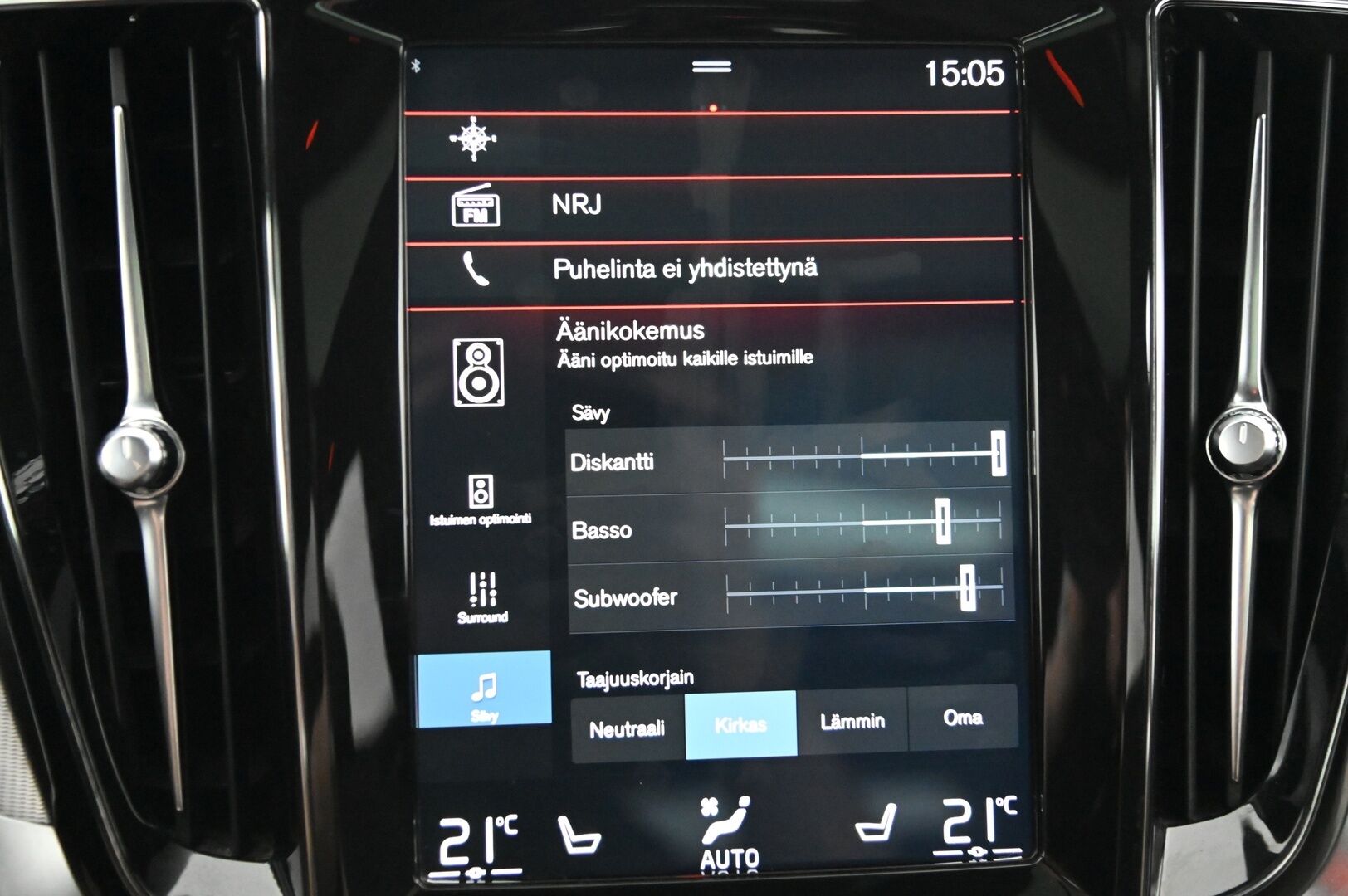 Volvo V60 2019 T8 AWD R-Design aut*HUD / H&K / Panorama / Koukku / Sähköpenkit muistilla / VOC* - *All Black / LED / Pilot Assist / 360 kamera / Sähkökontti / 2x renkaat ja alumiinivanteet / Juuri huollettu*