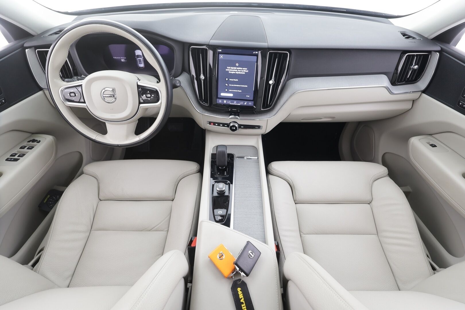 Volvo XC60 2023 T6 AWD Long Range Core aut - | Panorama | Webasto | Koukku | ACC | Full-LED | P.Kamera | Sporttinahat Muistilla | HP Audio | Navi | Kaistavahti | Keyless | 1-om Suomi-auto | 2x Latauskaapelit | Kahdet renkaat | Merkkihuollot |