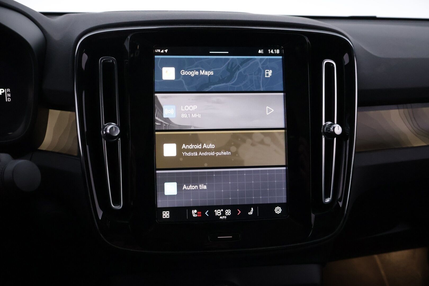 KIA XCEED 2020 Plug-In Hybrid Advance Plus 2 *Ilmastoidut & Muistipenkit / Panorama / Ratinlämmitin / ACC / P. Kamera / Parkpilot / Lohko* - Super varusteet! / Todella siisti kuntoinen! 