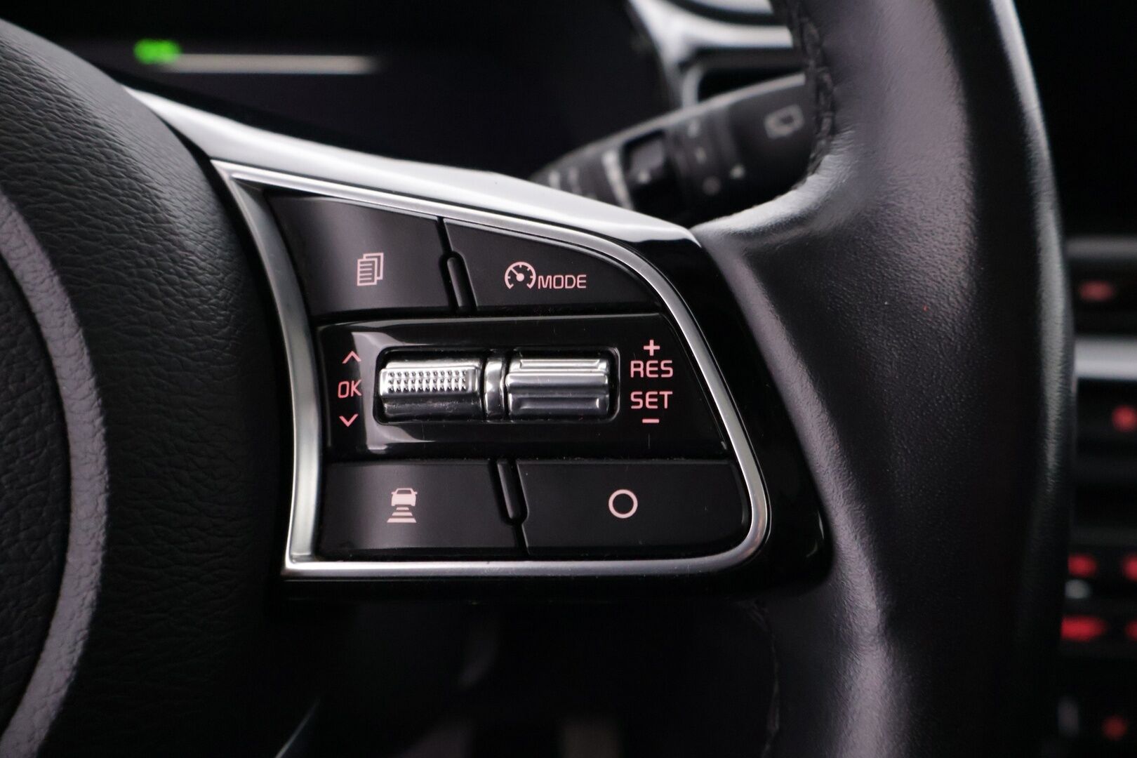 KIA XCEED 2020 Plug-In Hybrid Advance Plus 2 *Ilmastoidut & Muistipenkit / Panorama / Ratinlämmitin / ACC / P. Kamera / Parkpilot / Lohko* - Super varusteet! / Todella siisti kuntoinen! 