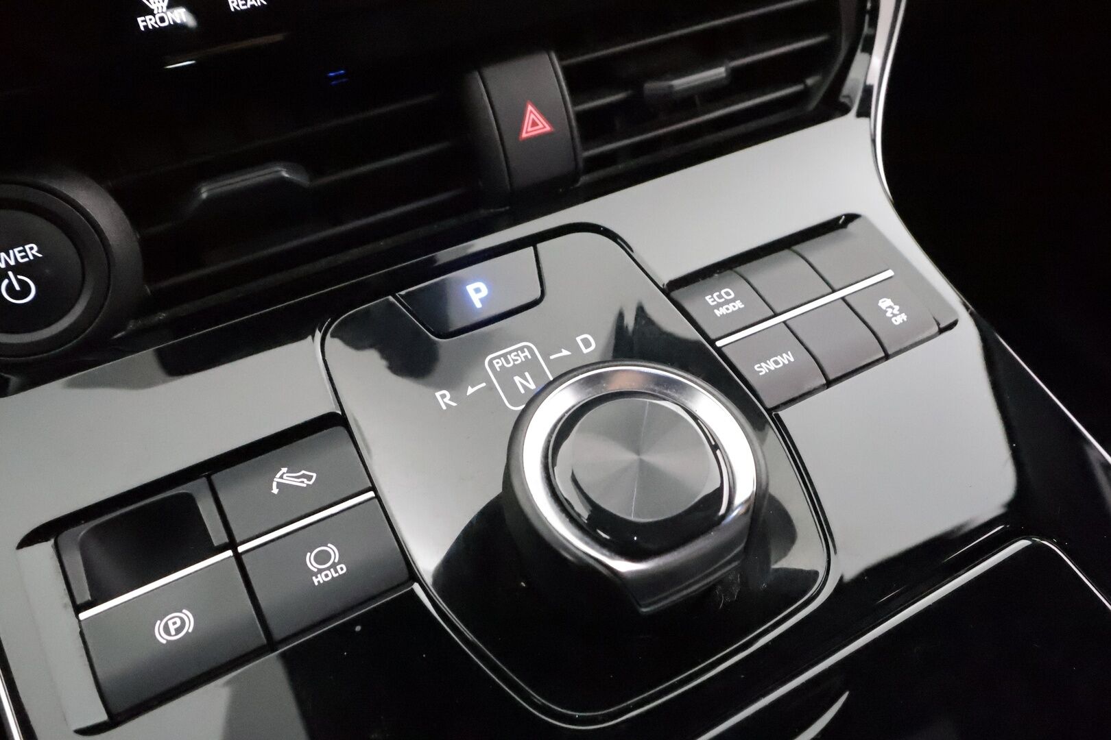 Toyota bZ4X 2023 Active * Uudella akulla! / ACC / P.kamera / LED / Navi / KeylessGo / Sähköluukku * - Suomi-auto / Kahdet renkaat aluvanteilla - HULLUT AVAJAISHULINAT KORKOTARJOUS 3,29 %