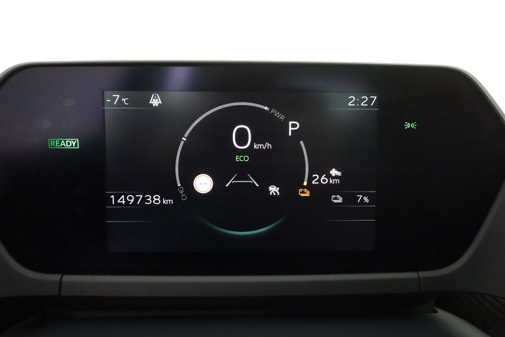 Toyota bZ4X 2023 Active * Uudella akulla! / ACC / P.kamera / LED / Navi / KeylessGo / Sähköluukku * - Suomi-auto / Kahdet renkaat aluvanteilla - HULLUT AVAJAISHULINAT KORKOTARJOUS 3,29 %