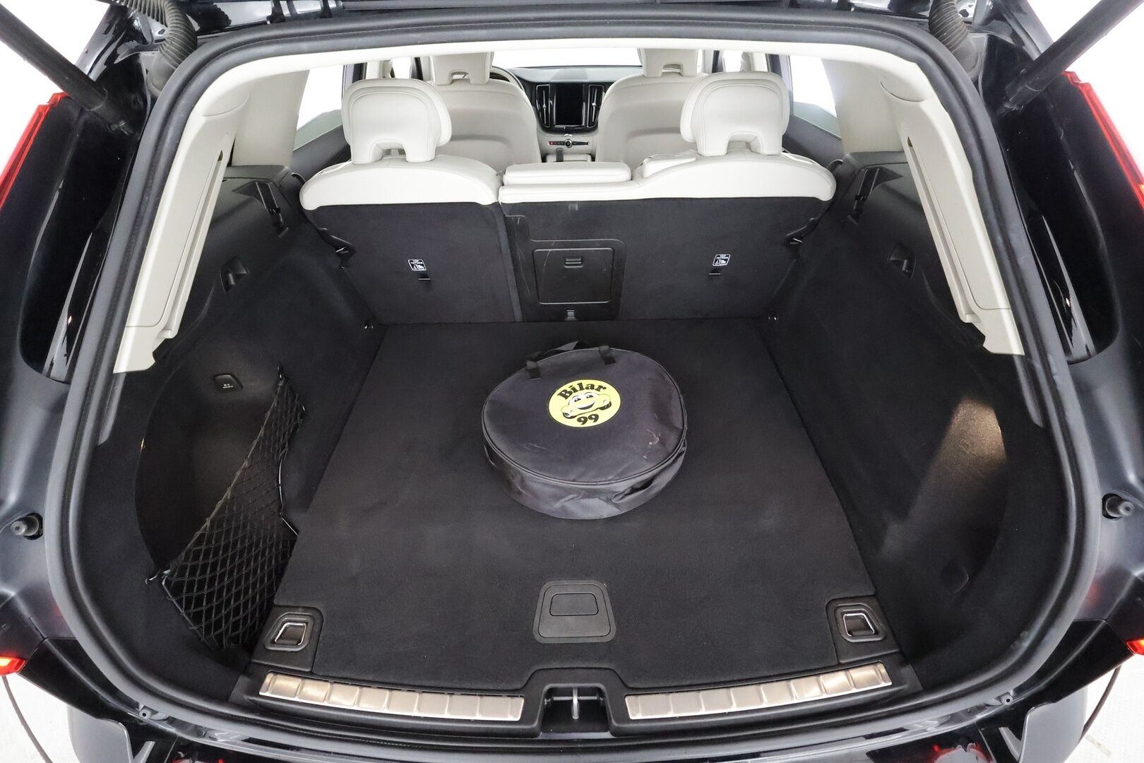 Volvo XC60 2023 T6 AWD Long Range Plus Dark aut - | ACC | Webasto | Panorama | muistipenkit | Full-LED | High Performance audio | Sporttinahat | P.Kamera | Digimittaristo | 1.Om Suomi-auto | Kahdet Renkaat |