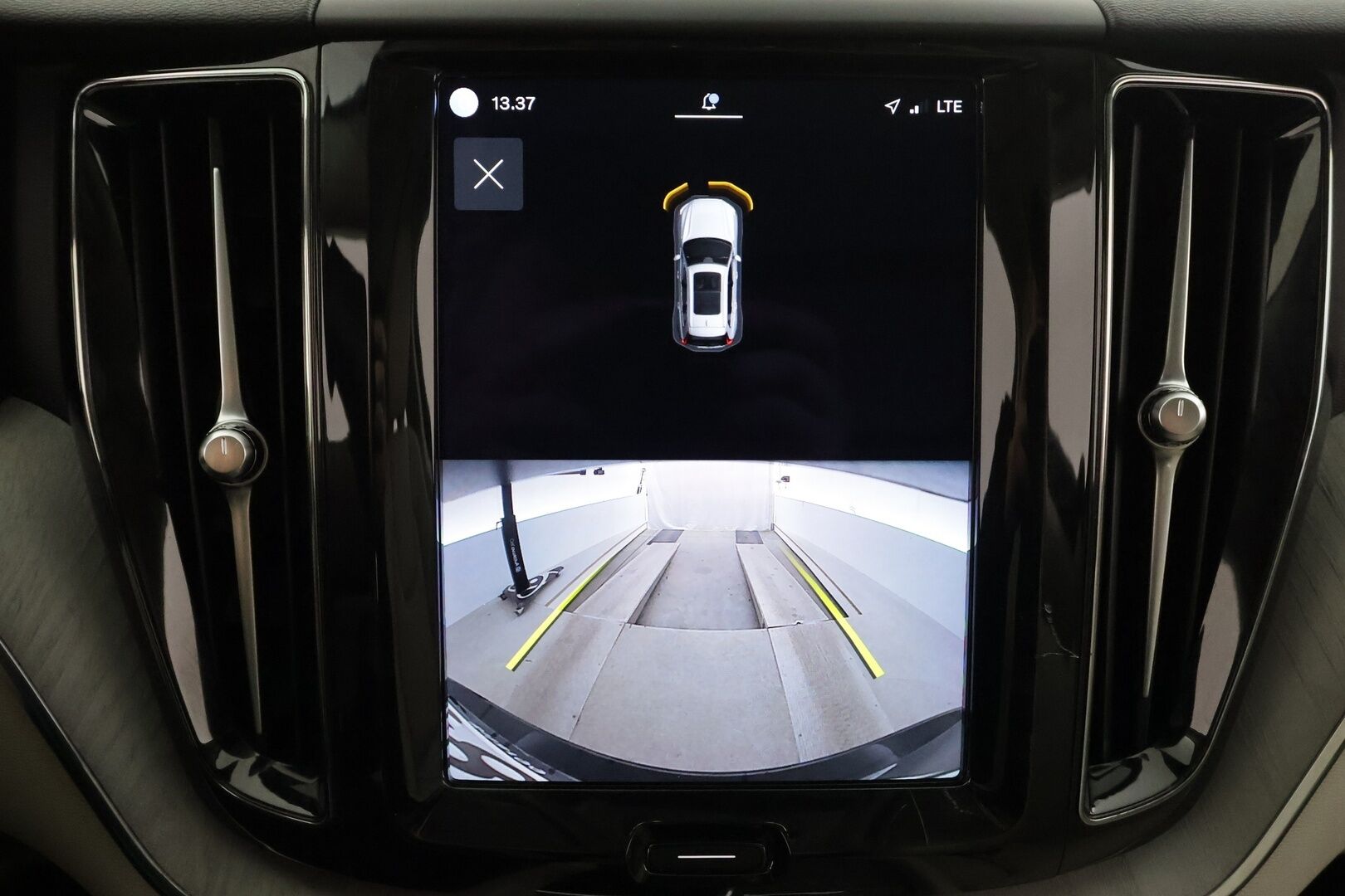 Volvo XC60 2023 T6 AWD Long Range Plus Dark aut - | ACC | Webasto | Panorama | muistipenkit | Full-LED | High Performance audio | Sporttinahat | P.Kamera | Digimittaristo | 1.Om Suomi-auto | Kahdet Renkaat |