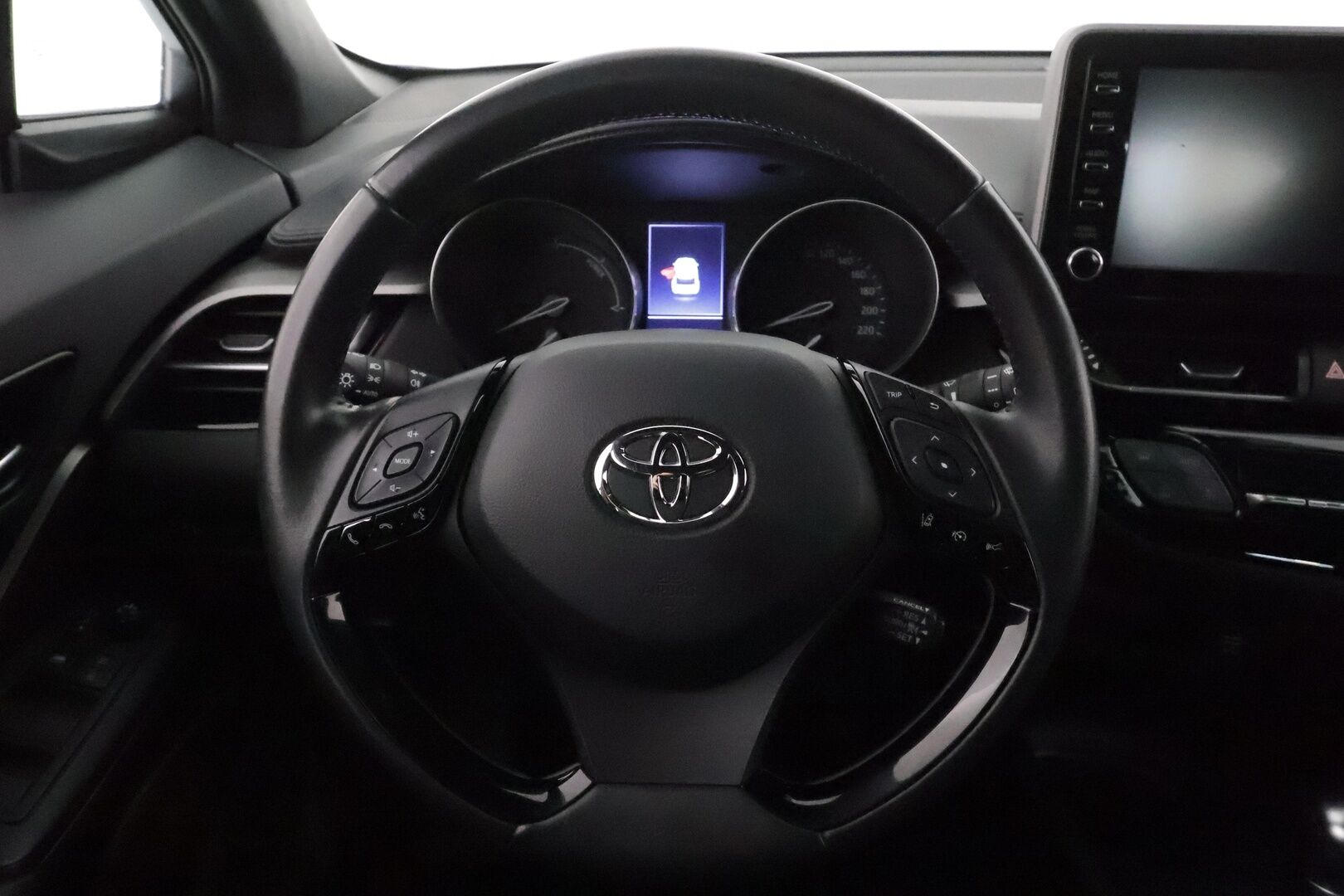 Toyota C-HR 2023 1,8 Hybrid Active Plus *ACC / P.kamera / LED / Navi / KeylessGo* - Suomi-auto / Kahdet renkaat aluvanteilla / Merkkihuollettu