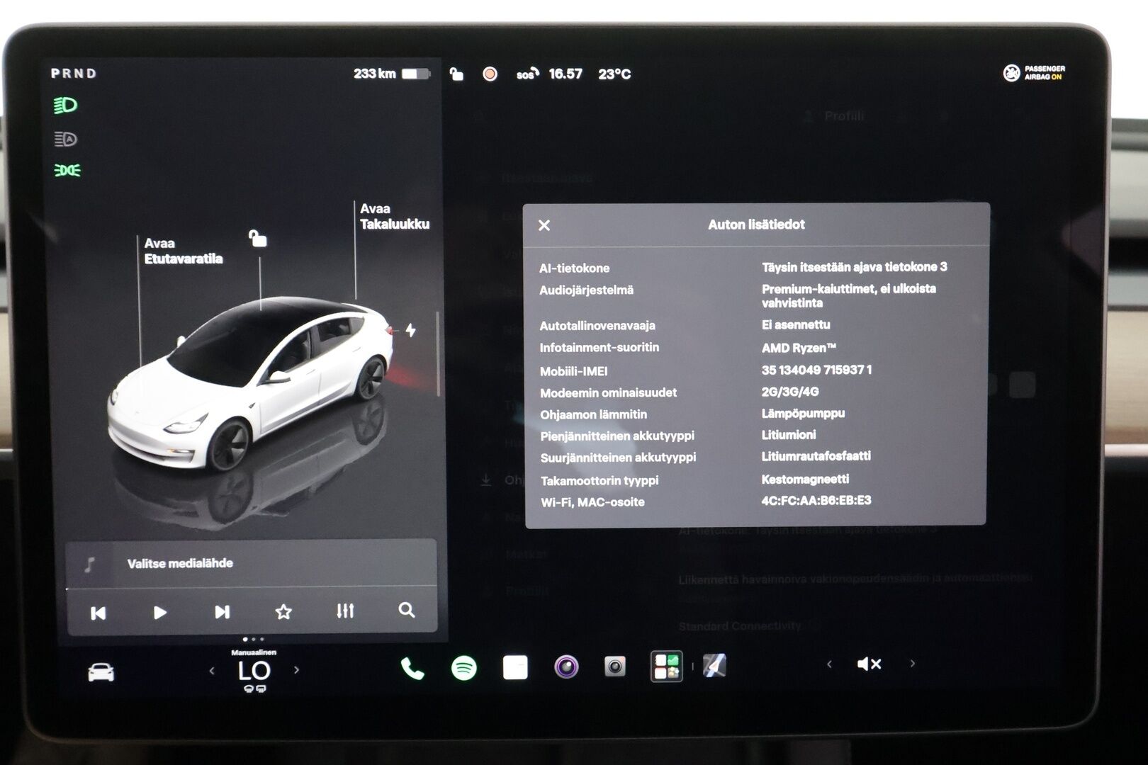 Tesla Model 3 2023 RWD - | ILP | ACC | Lasikatto | Matrix-LED | Muistipenkki | P.Kamera | Premium Speakers | Navi | Kaistavahti | Keyless | 1-om Suomi-auto | Kahdet renkaat | 2x Latauskaapelit | 