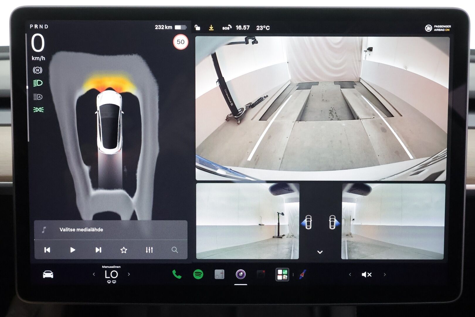 Tesla Model 3 2023 RWD - | ILP | ACC | Lasikatto | Matrix-LED | Muistipenkki | P.Kamera | Premium Speakers | Navi | Kaistavahti | Keyless | 1-om Suomi-auto | Kahdet renkaat | 2x Latauskaapelit | 