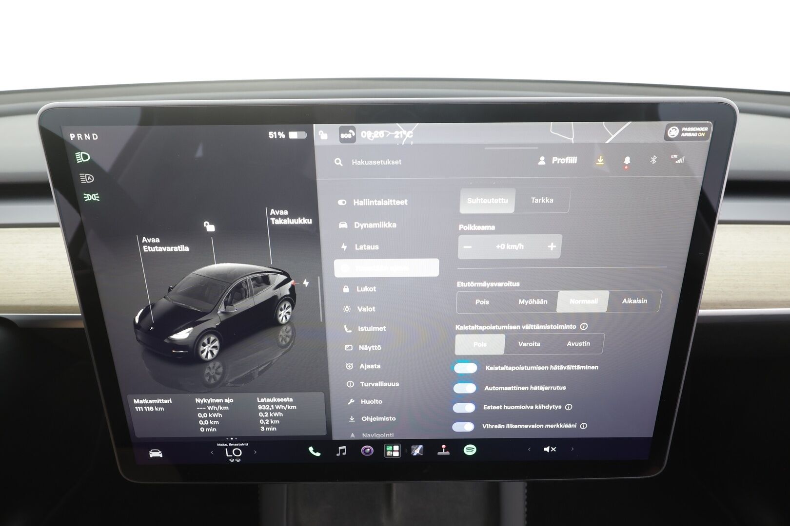 Tesla Model Y 2023 RWD - | ACC | ILP | Koukku | Ryzen | Matrix | Premium Audio | Lasikatto | Muistipenkki | Nahat | P.kamera | 2x renkaat aluin | 1-om suomauto | ALV |