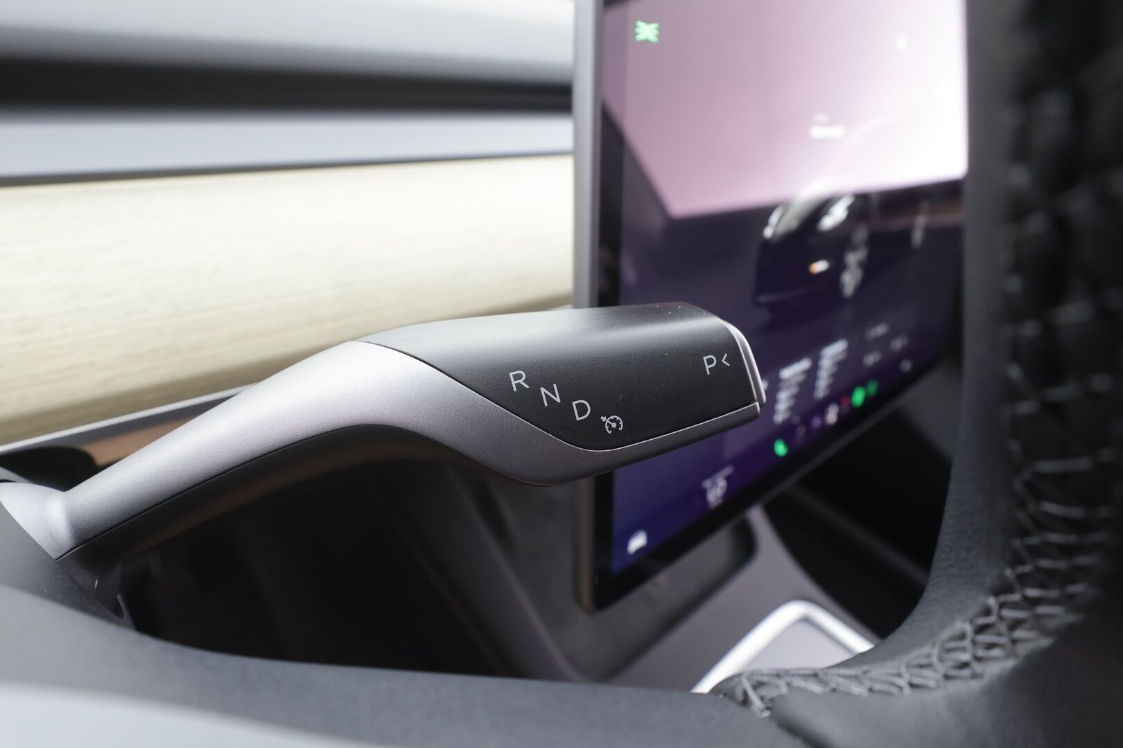 Tesla Model Y 2023 RWD - | ACC | ILP | Koukku | Ryzen | Matrix | Premium Audio | Lasikatto | Muistipenkki | Nahat | P.kamera | 2x renkaat aluin | 1-om suomauto | ALV |