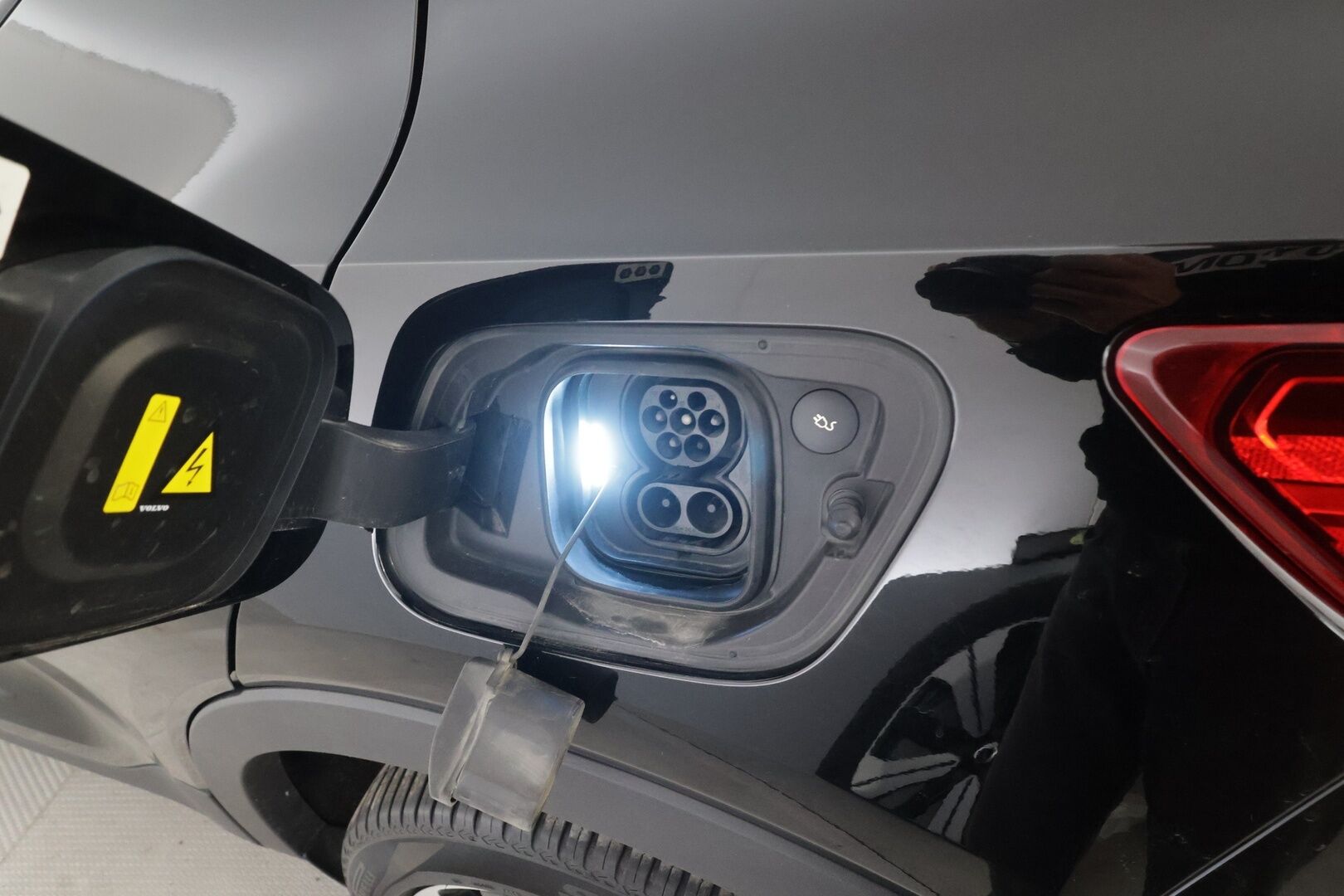 Volvo XC40 2023 Recharge Single Plus aut -  | ACC | ILP | Koukku | Muistipenkki | LED | P.Kamera | Sporttipenkit | Keyless | Apple&Android | 1.Om Suomi-auto | Kahdet Renkaat |