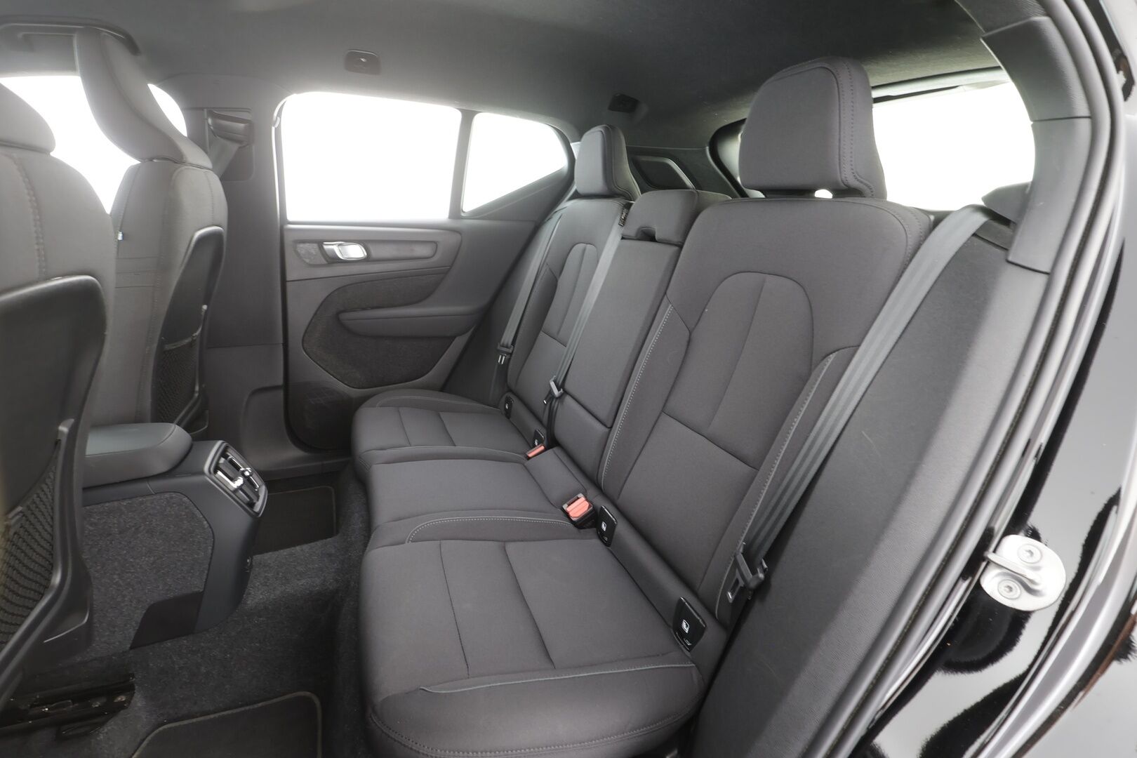 Volvo XC40 2023 Recharge Single Plus aut -  | ACC | ILP | Koukku | Muistipenkki | LED | P.Kamera | Sporttipenkit | Keyless | Apple&Android | 1.Om Suomi-auto | Kahdet Renkaat |