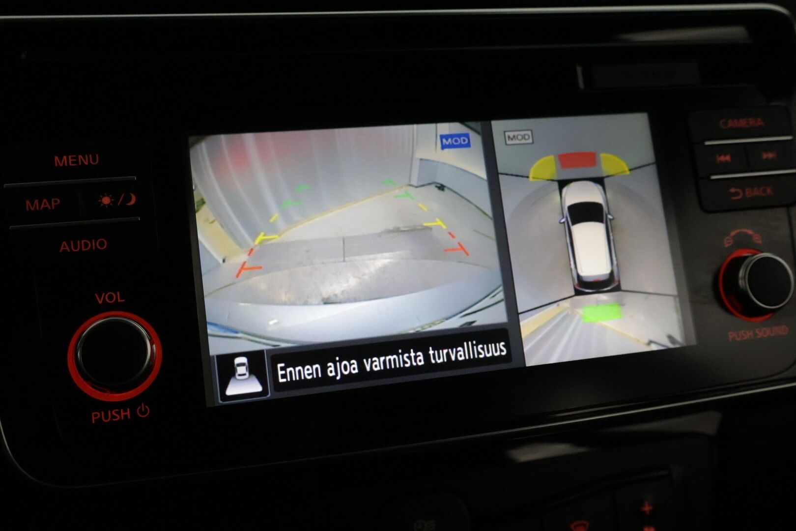 Nissan Leaf 2018 Tekna 40 kWh *360 Kamera / Vakkari / Ratinlämmitin / Puolinahkapenkit* - 2x Renkaat / Siisti! - HULLUT AVAJAISHULINAT KORKOTARJOUS 3,29 %