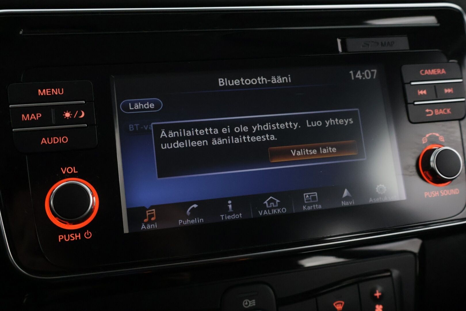 Nissan Leaf 2018 Tekna 40 kWh *360 Kamera / Vakkari / Ratinlämmitin / Puolinahkapenkit* - 2x Renkaat / Siisti! - HULLUT AVAJAISHULINAT KORKOTARJOUS 3,29 %