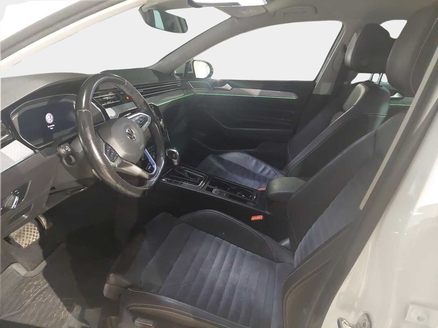 Volkswagen Passat 2020 Variant GTE Plug-In Hybrid 160 kW DSG *ACC / Webasto / Ergocomfort-perkit / Vetokoukku / Matrix-LED ajovalot* - *2x Renkaat & Vanteet / Juuri huollettu / Side assist / 2x latauskaapelit* - Osta nyt, maksa vasta ensi vuonna