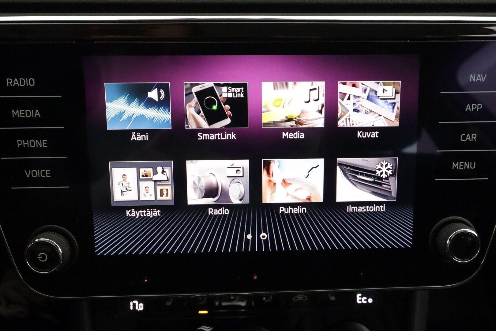 Skoda Superb 2021 Combi 1,4 TSI PHEV L&K iV DSG * Webasto / Koukku / ACC / Matrix-LED / P.Kamera / Canton / Muistinahat / Navi * - Kahdet renkaat / Merkkihuollot - HULLUT BLACKWEEK JATKOT - KORKOTARJOUS 2,49%