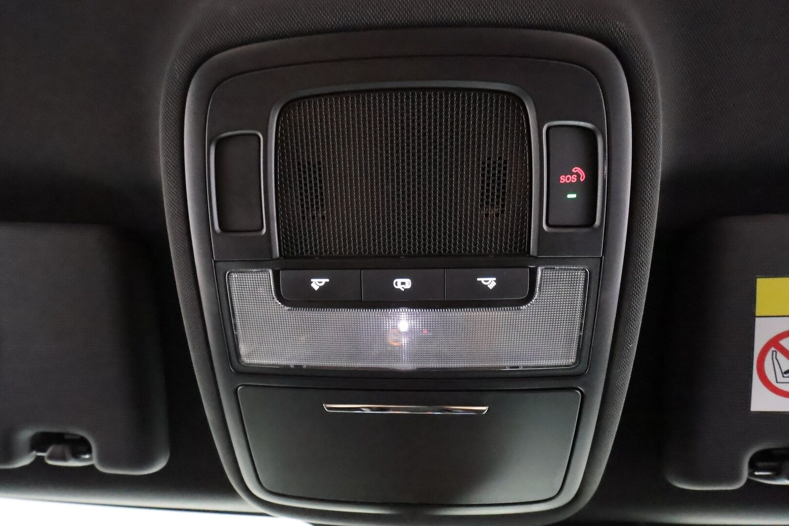MG MG4 2023 Luxury - | ACC | ILP | 360° kamera | Puolinahat | Sähköpenkki | LED | Keyless | Lane Assist | BSM | RCTA | Apple & Android | Merkkihuollot | 2x renkaat aluin | 