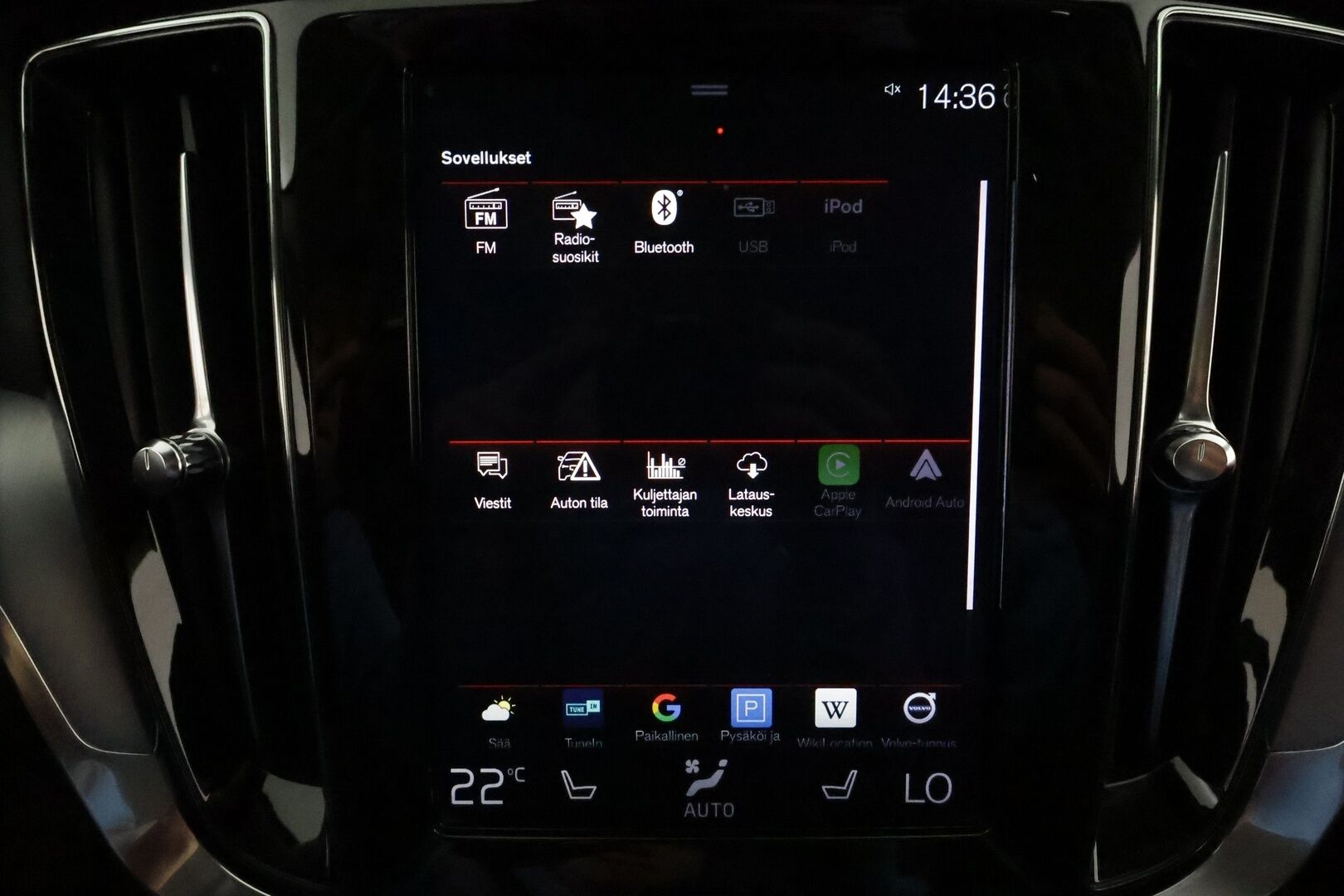 Volvo V60 2020 D3 AWD Momentum aut **ACC / Webasto / Koukku / Full-LED / P.Kamera / Navi / Kaistavahti / Digimittaristo*** - Kahdet Renkaat