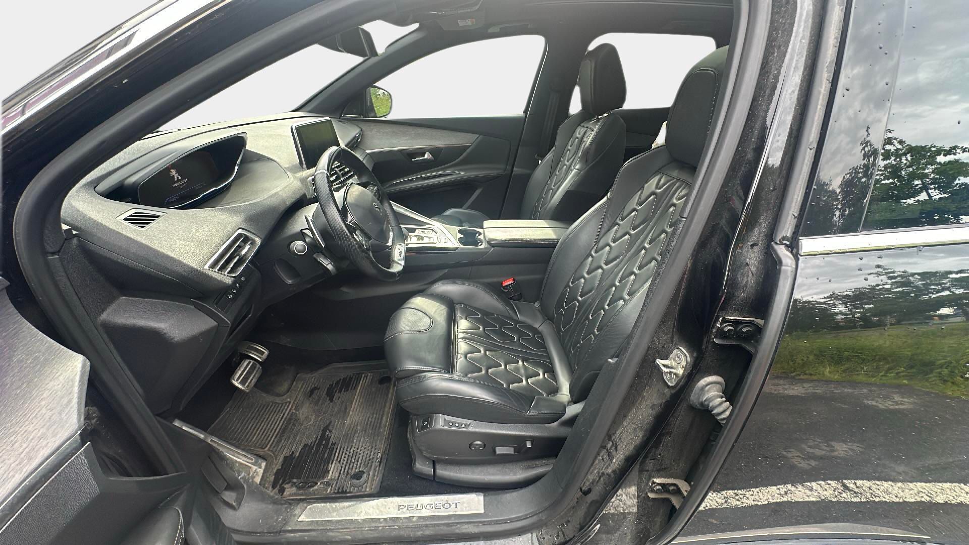 Peugeot 3008 2021 GT Hybrid4 300 EAT8-automaatti - Hierova ja sähköinen kuljettajanpenkki / Nahkasisusta / Adapti Vakkari /  Focal Sound System / Panorama / Sairaan Kovat Varusteet!