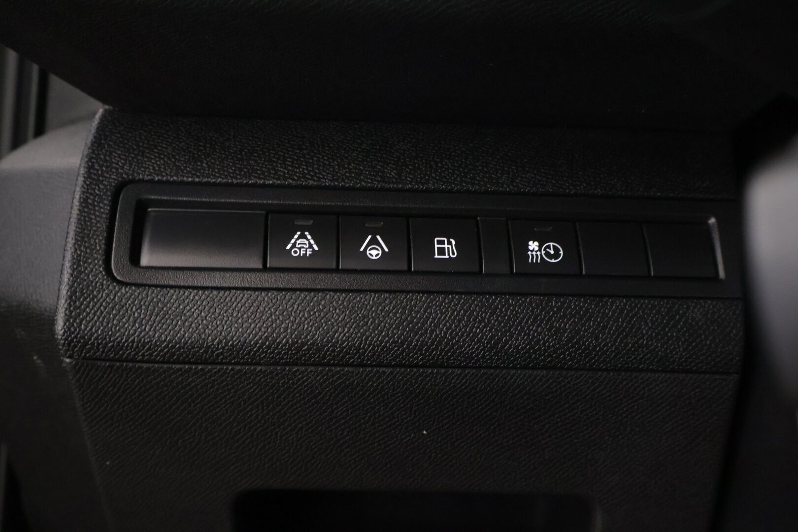 Peugeot 3008 2021 GT Hybrid4 300 EAT8-automaatti - Hierova ja sähköinen kuljettajanpenkki / Nahkasisusta / Adapti Vakkari /  Focal Sound System / Panorama / Sairaan Kovat Varusteet!