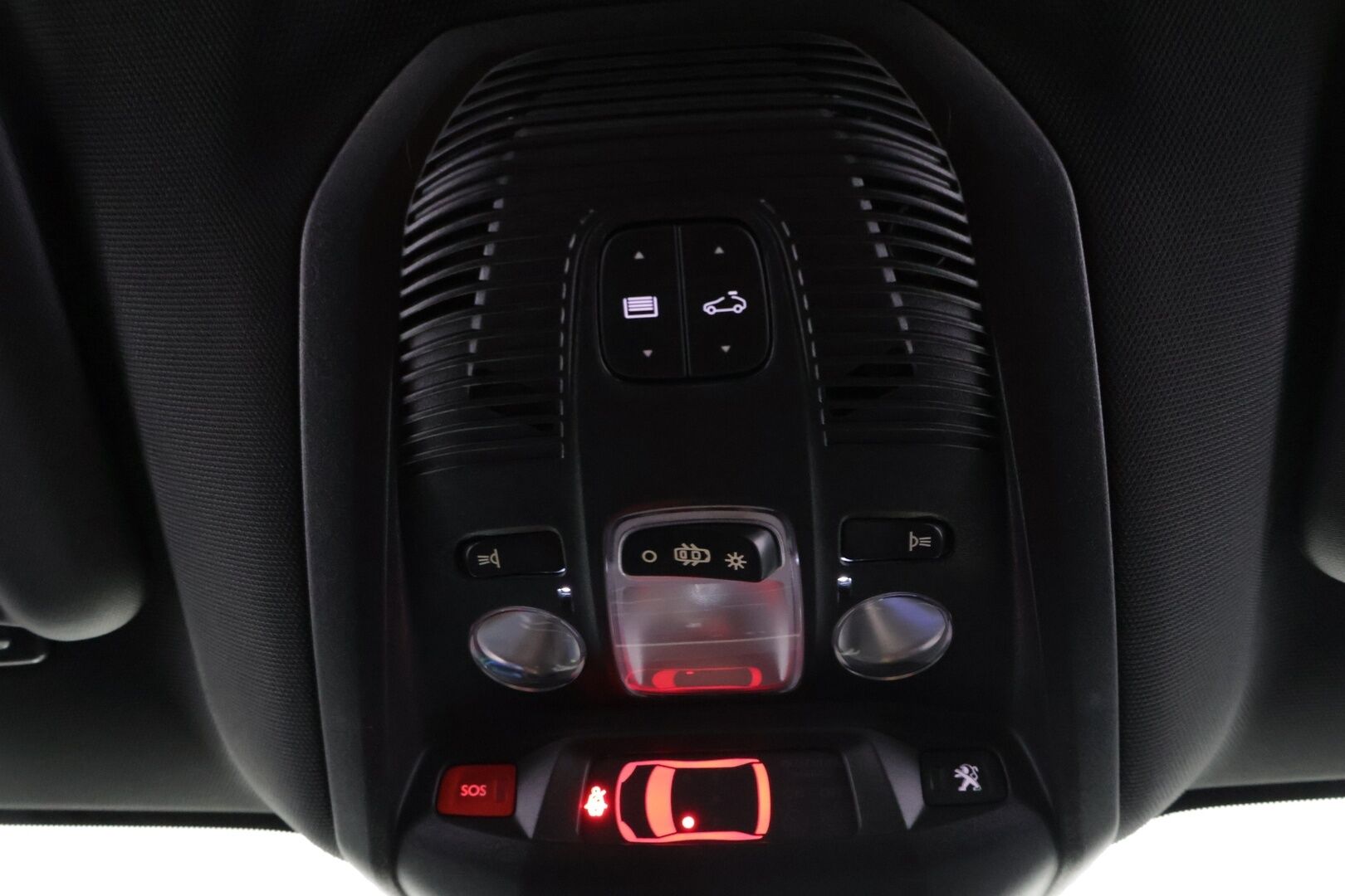 Peugeot 3008 2021 GT Hybrid4 300 EAT8-automaatti - Hierova ja sähköinen kuljettajanpenkki / Nahkasisusta / Adapti Vakkari /  Focal Sound System / Panorama / Sairaan Kovat Varusteet!