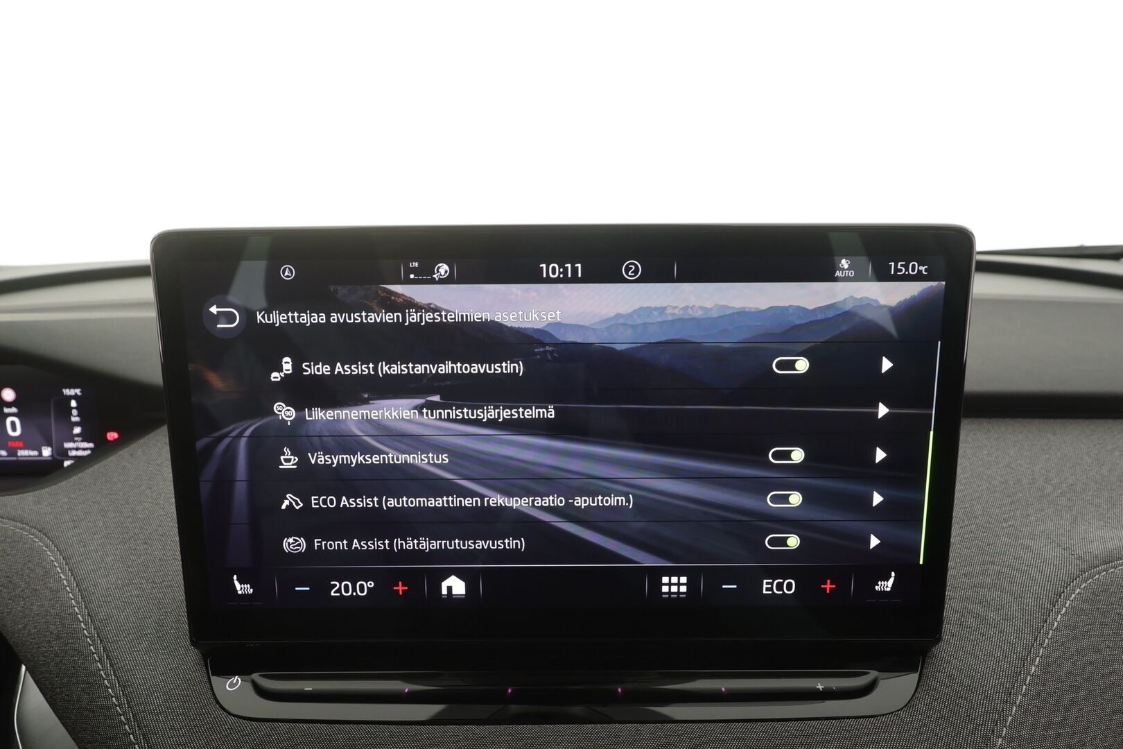 Skoda Enyaq 2023 80 iV - ACC | ILP | Koukku | P.kamera | Puolinahat | Ratinlämmitys | Keyless | Apple&Android | 1.Om Suomi-auto | Kahdet Renkaat | Merkkihuollettu